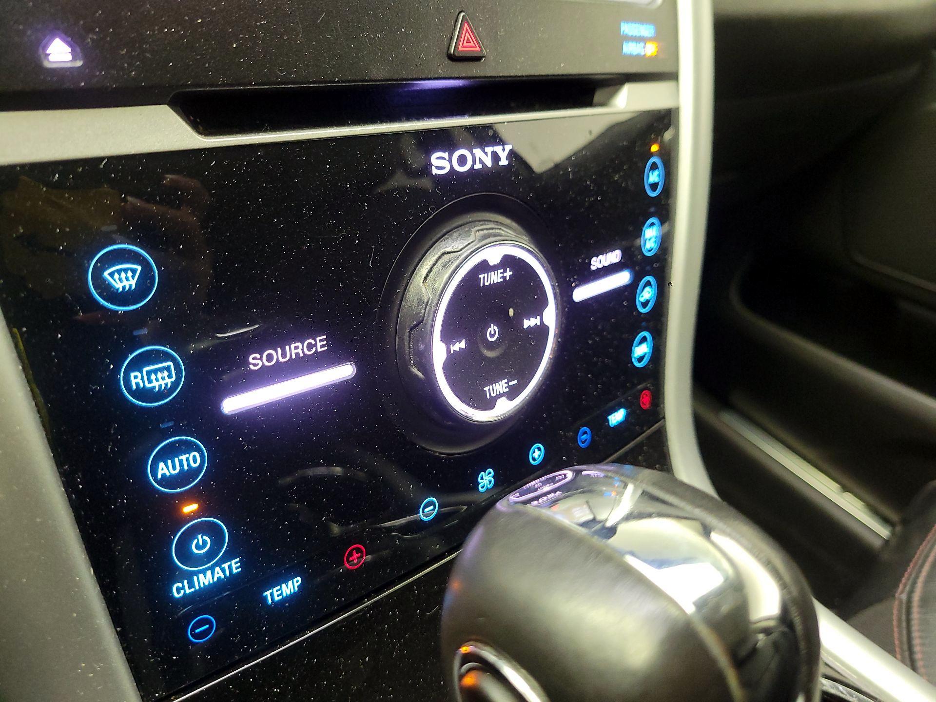 Thumbnail: 2014 Ford Edge - 17