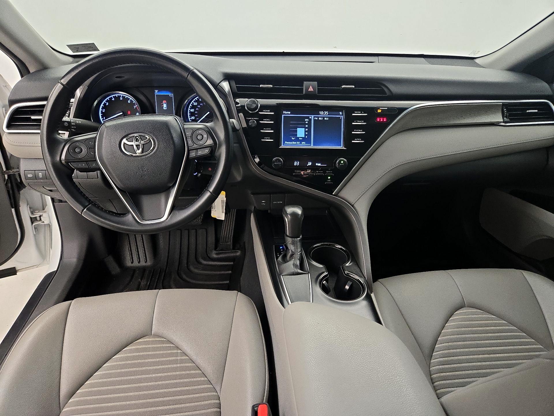 Thumbnail: 2018 Toyota Camry - 9