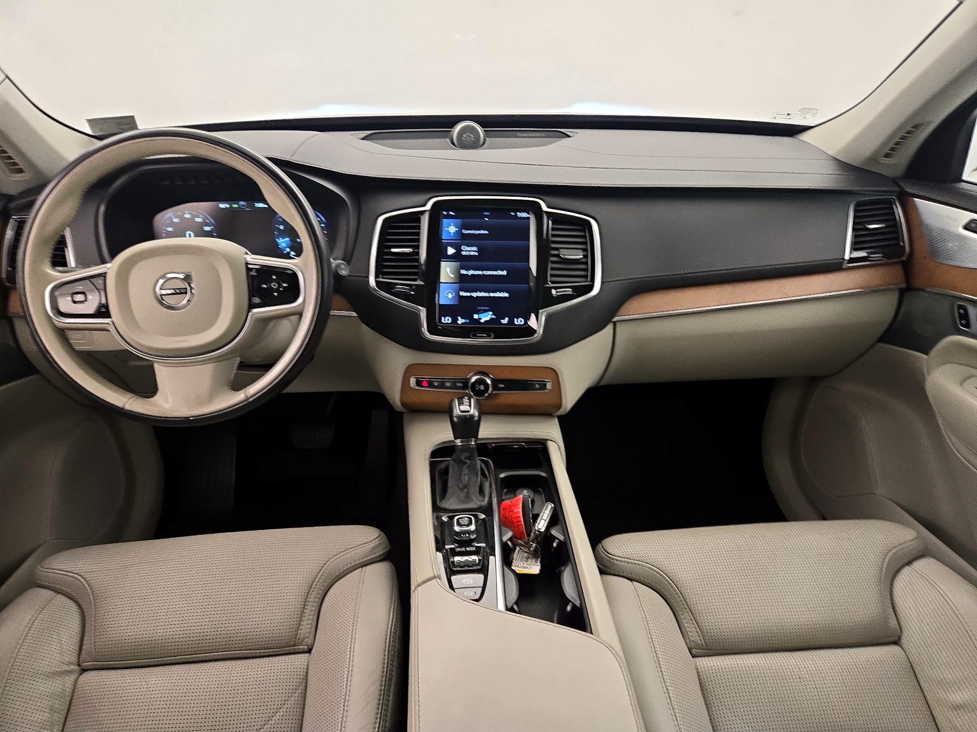 Thumbnail: 2018 Volvo XC90 - 9
