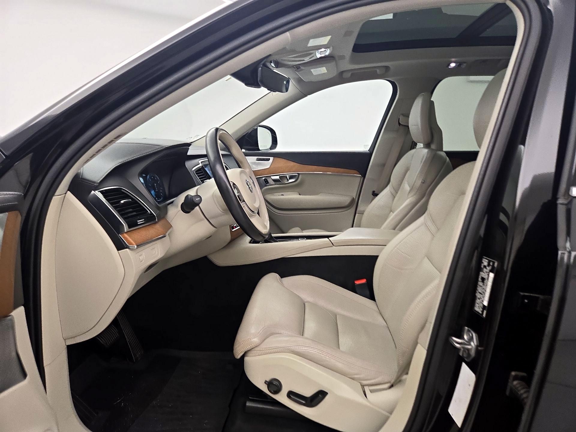 Thumbnail: 2018 Volvo XC90 - 11