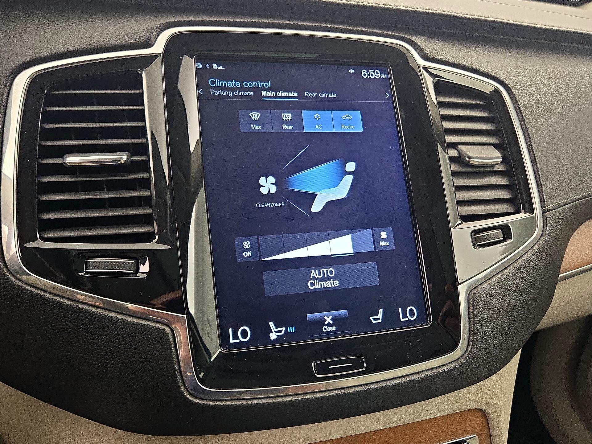 Thumbnail: 2018 Volvo XC90 - 17