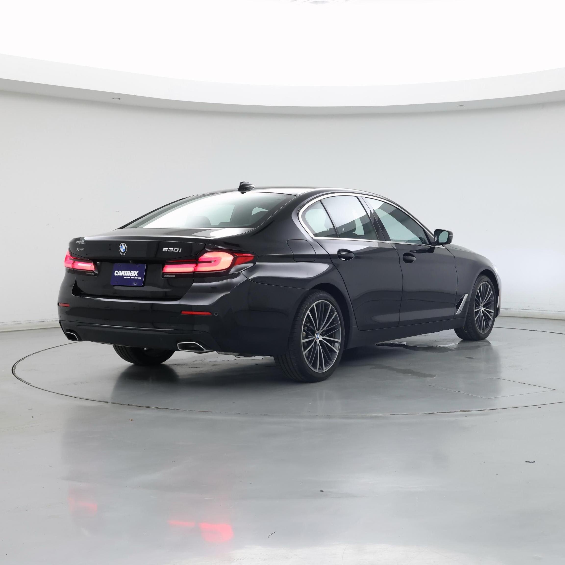 Thumbnail: 2022 BMW 5 Series - 8