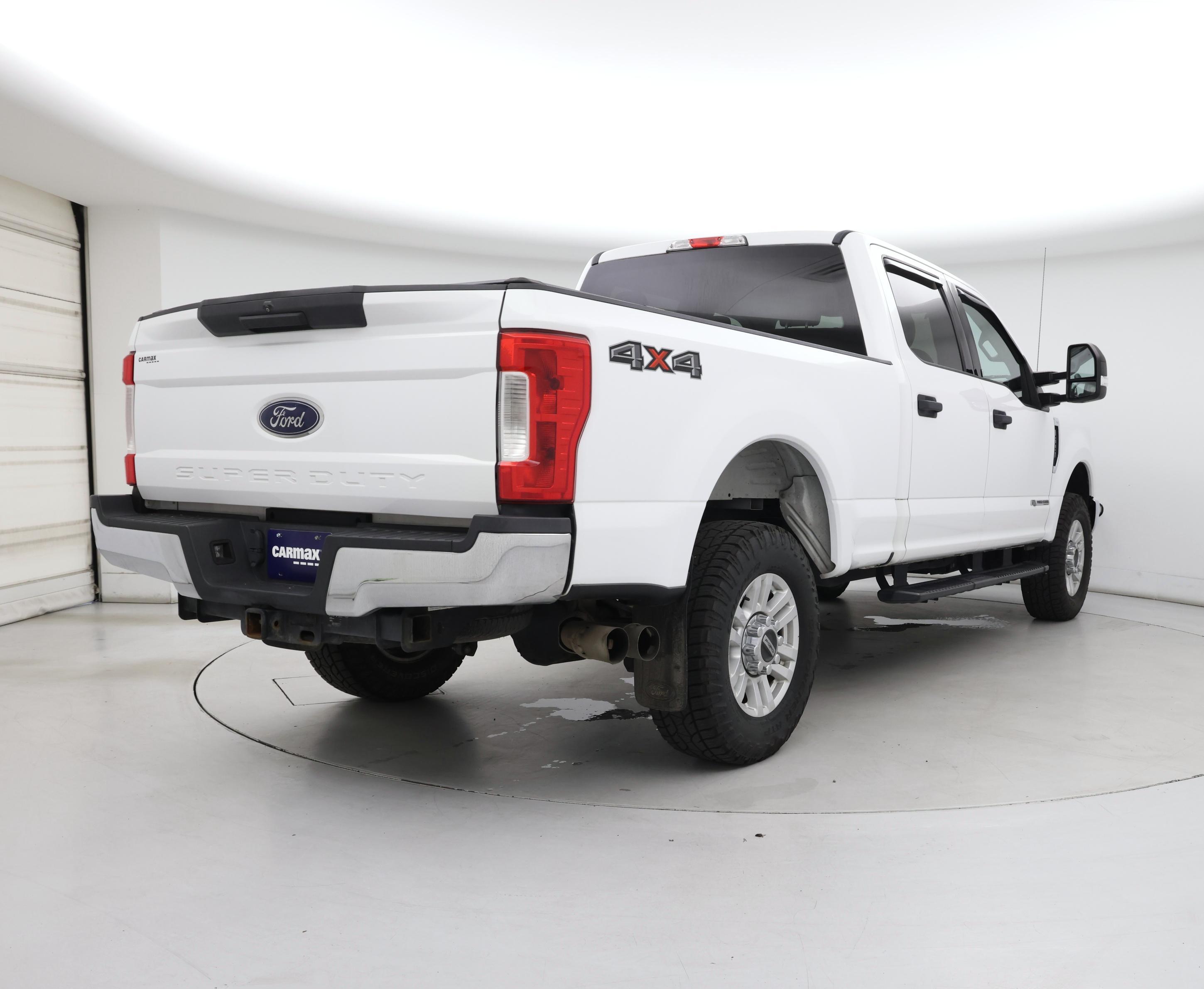 Thumbnail: 2019 Ford F-250 - 8