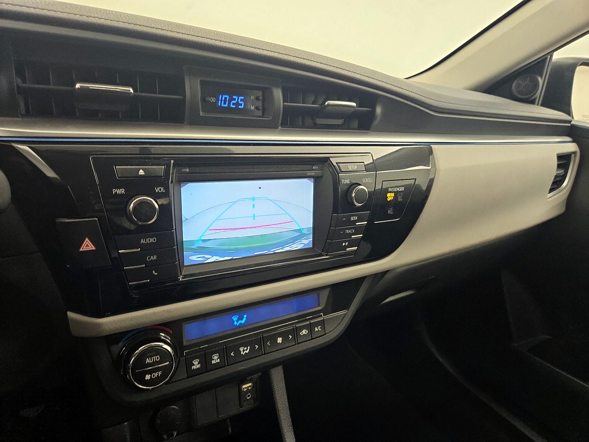 Thumbnail: 2014 Toyota Corolla - 14