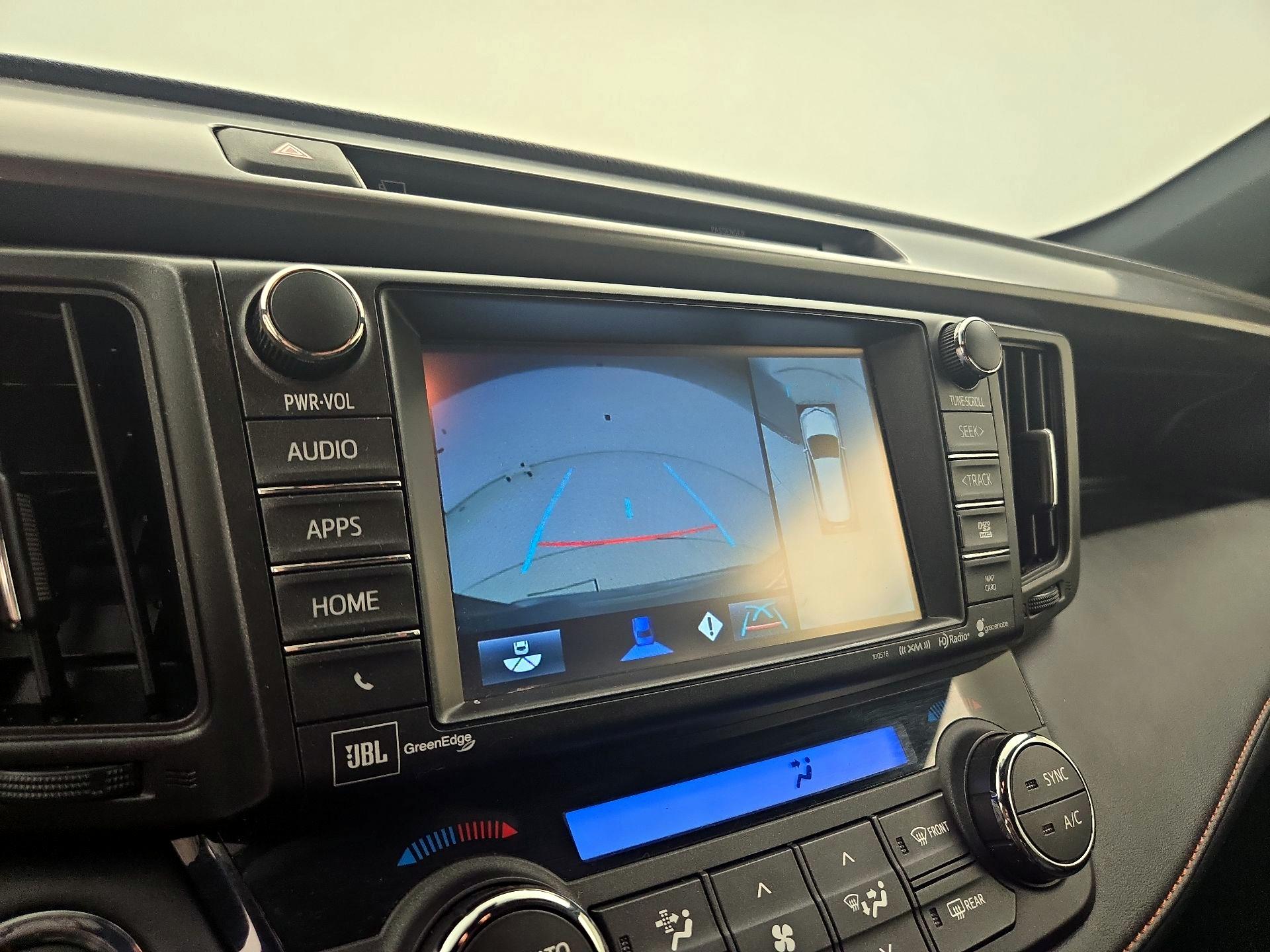 Thumbnail: 2016 Toyota RAV4 - 14
