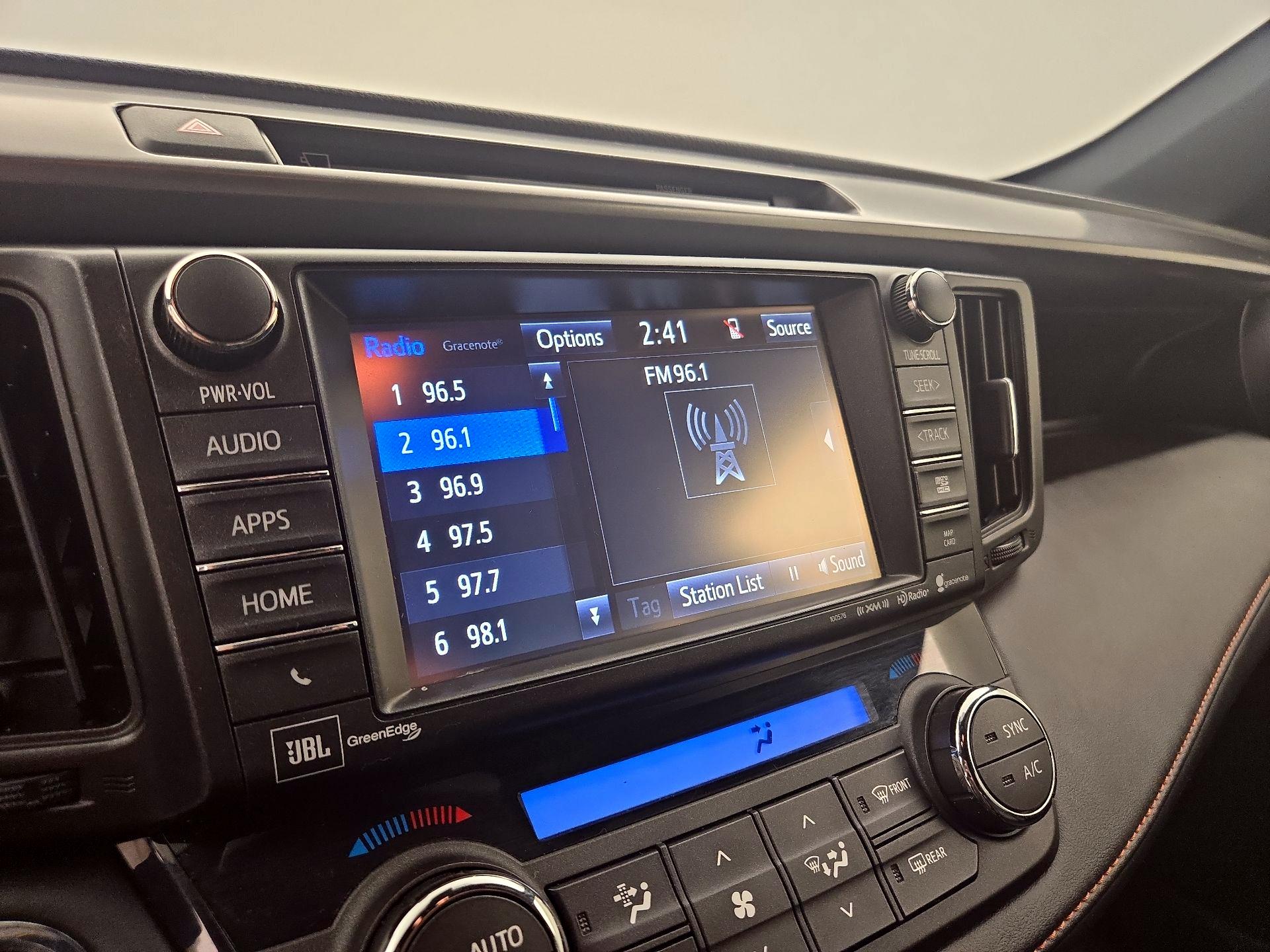 Thumbnail: 2016 Toyota RAV4 - 15