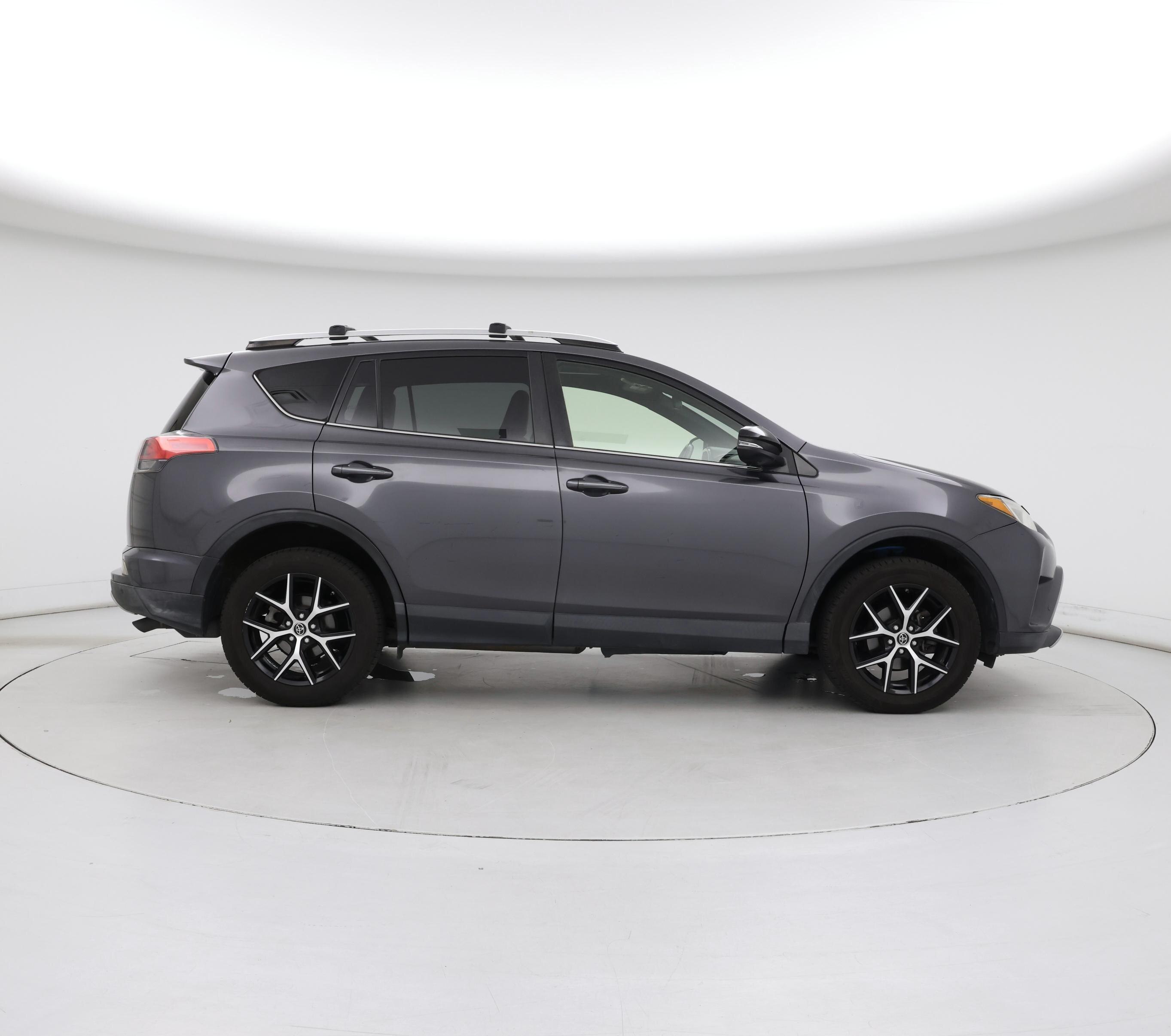 Thumbnail: 2016 Toyota RAV4 - 7
