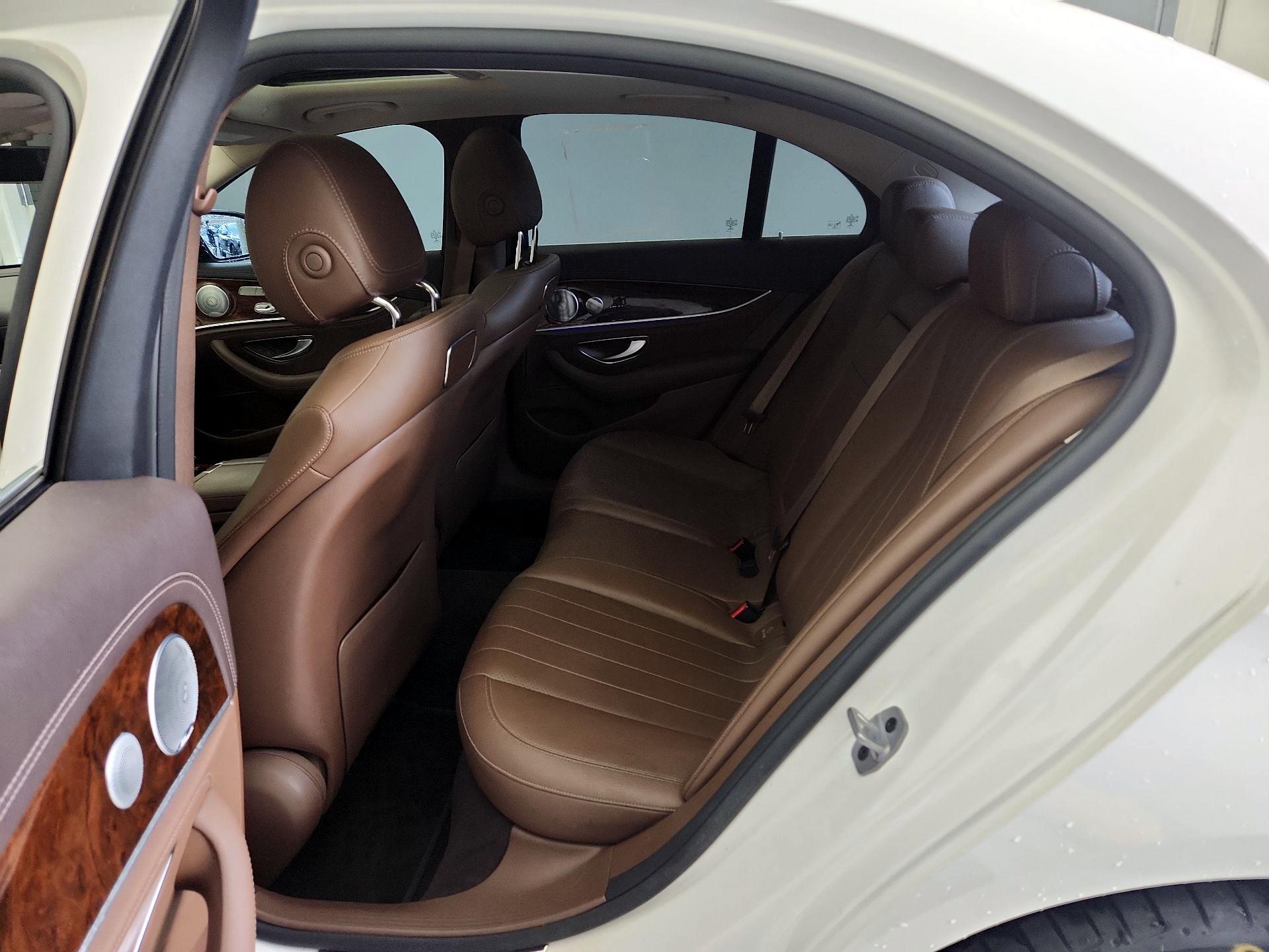 Thumbnail: 2019 Mercedes-Benz E-Class - 20