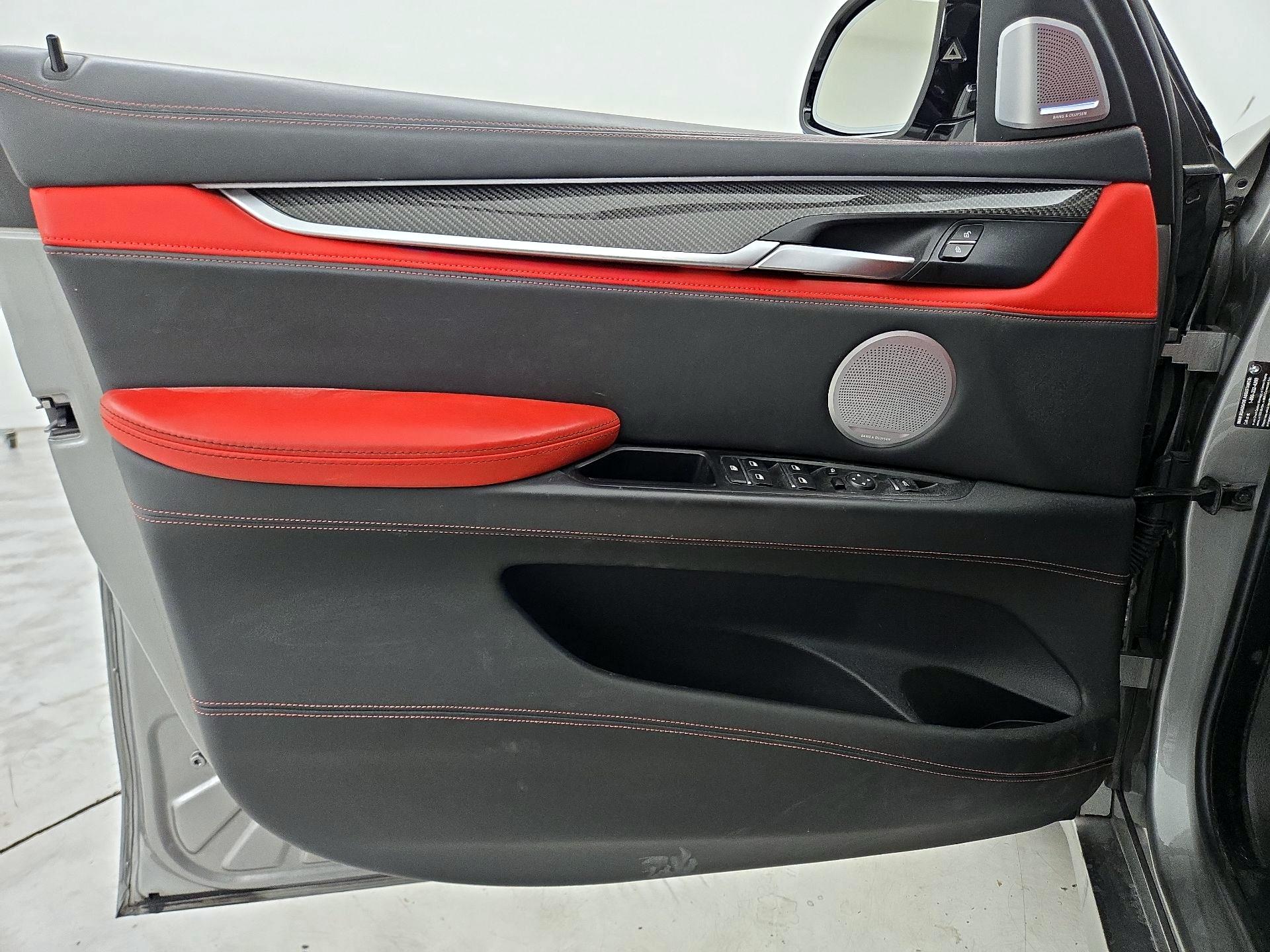 Thumbnail: 2019 BMW X6 - 12
