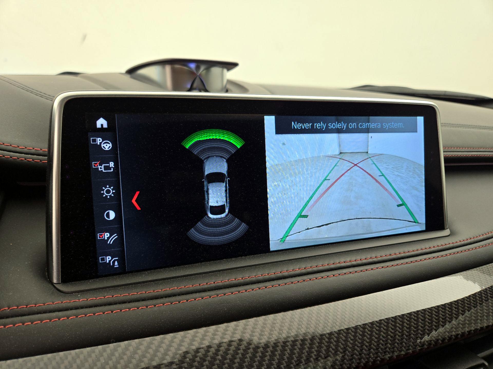 Thumbnail: 2019 BMW X6 - 15