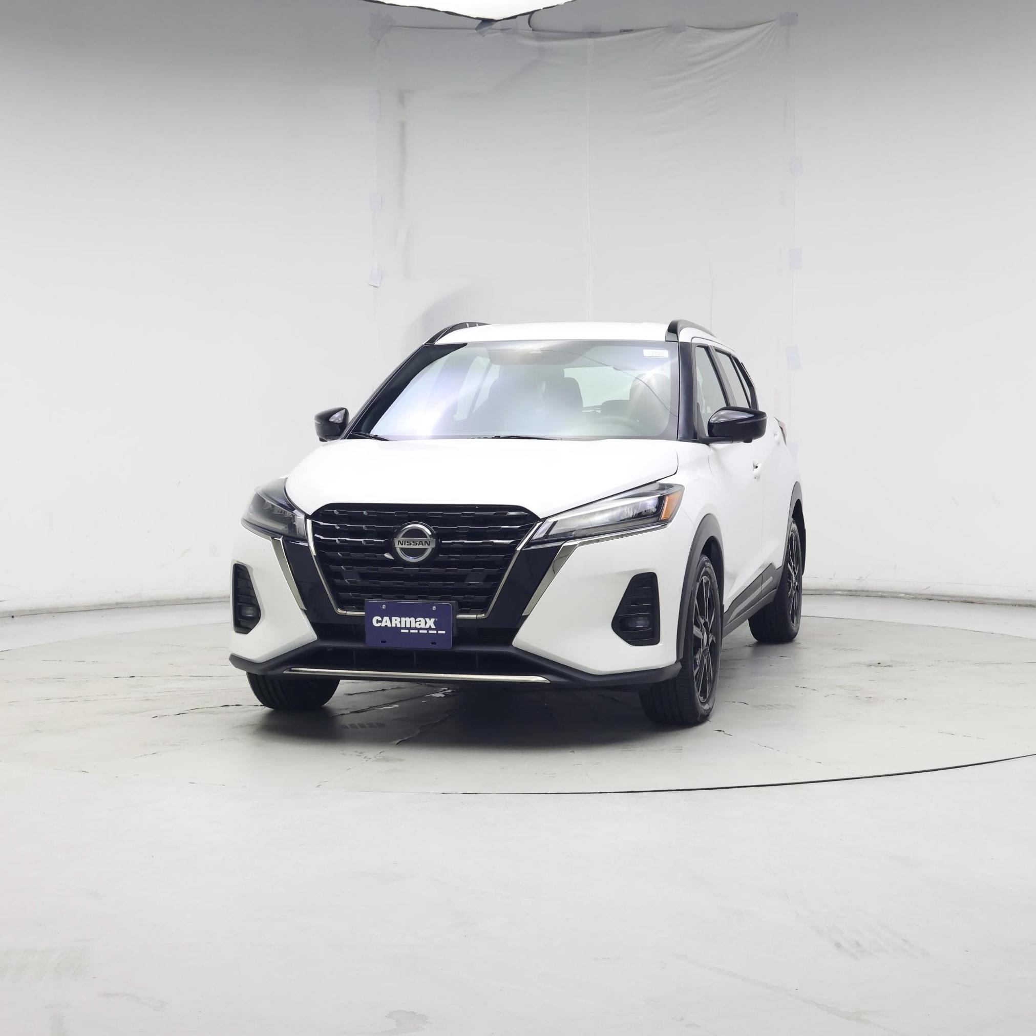 Thumbnail: 2021 Nissan Kicks - 4
