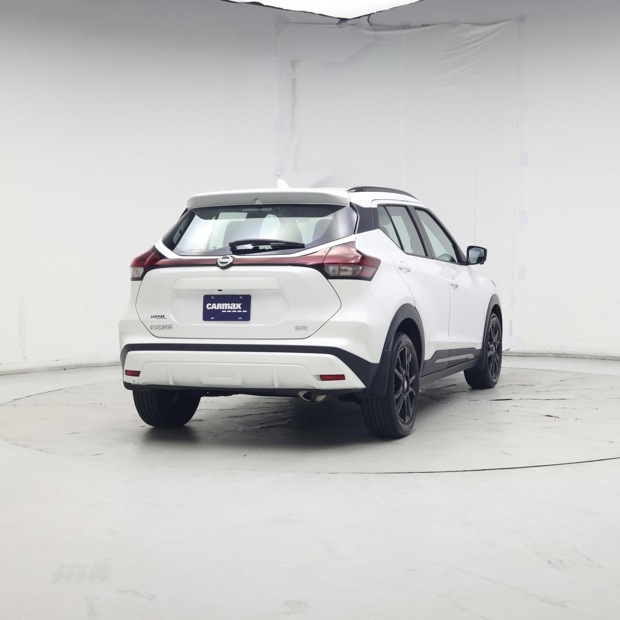 Thumbnail: 2021 Nissan Kicks - 8
