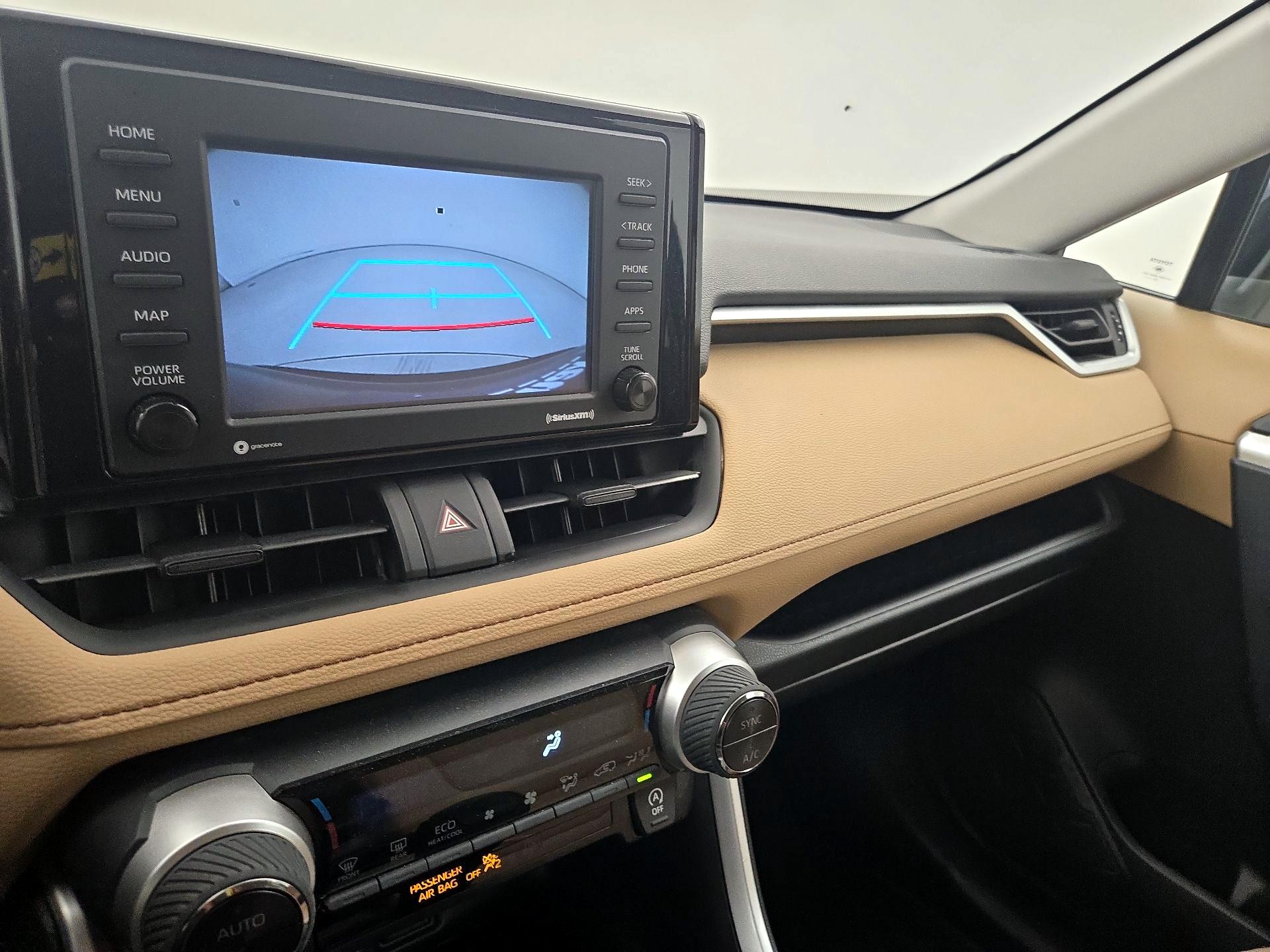 Thumbnail: 2021 Toyota RAV4 - 14