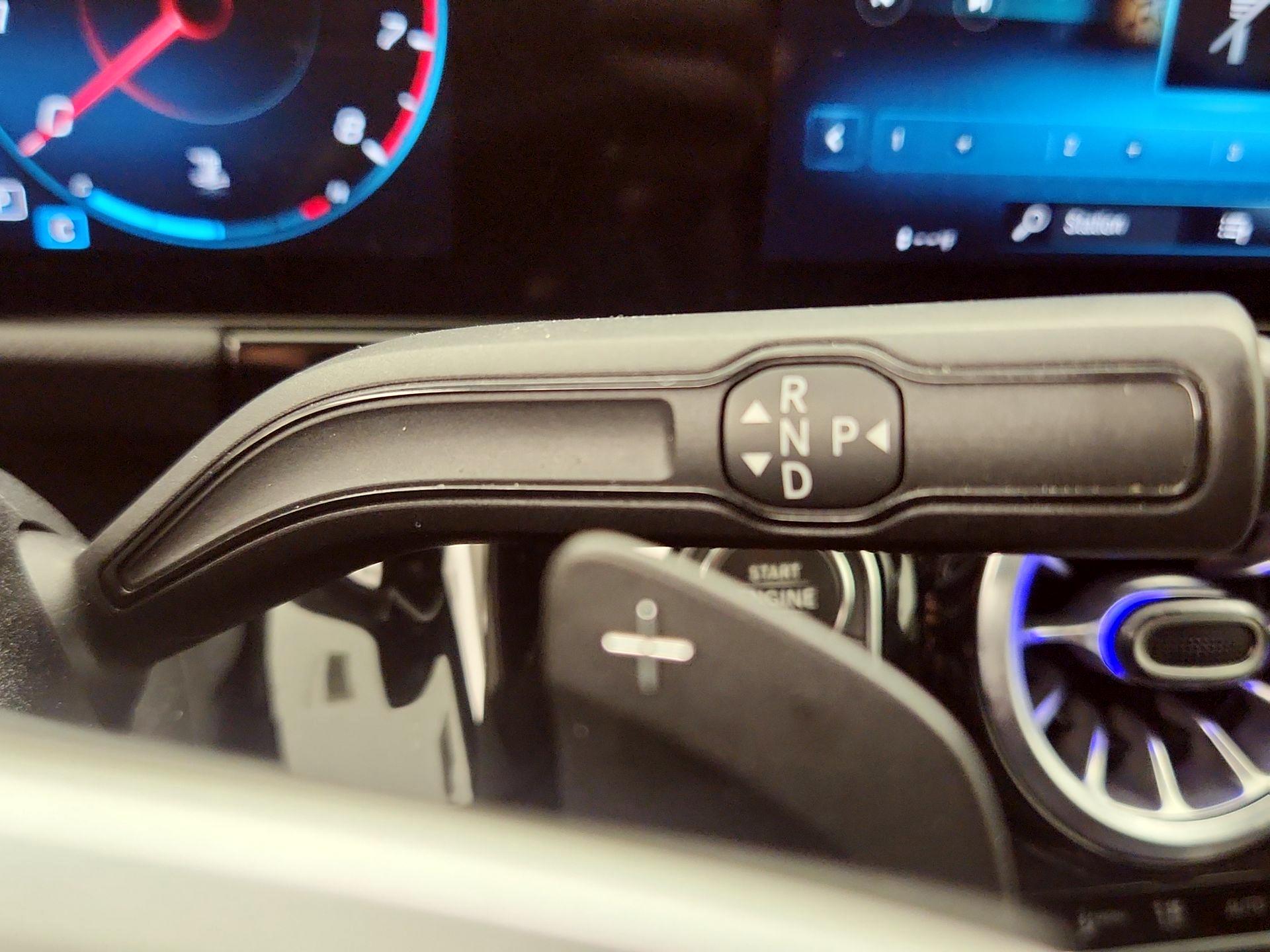 Thumbnail: 2023 Mercedes-Benz GLA - 17