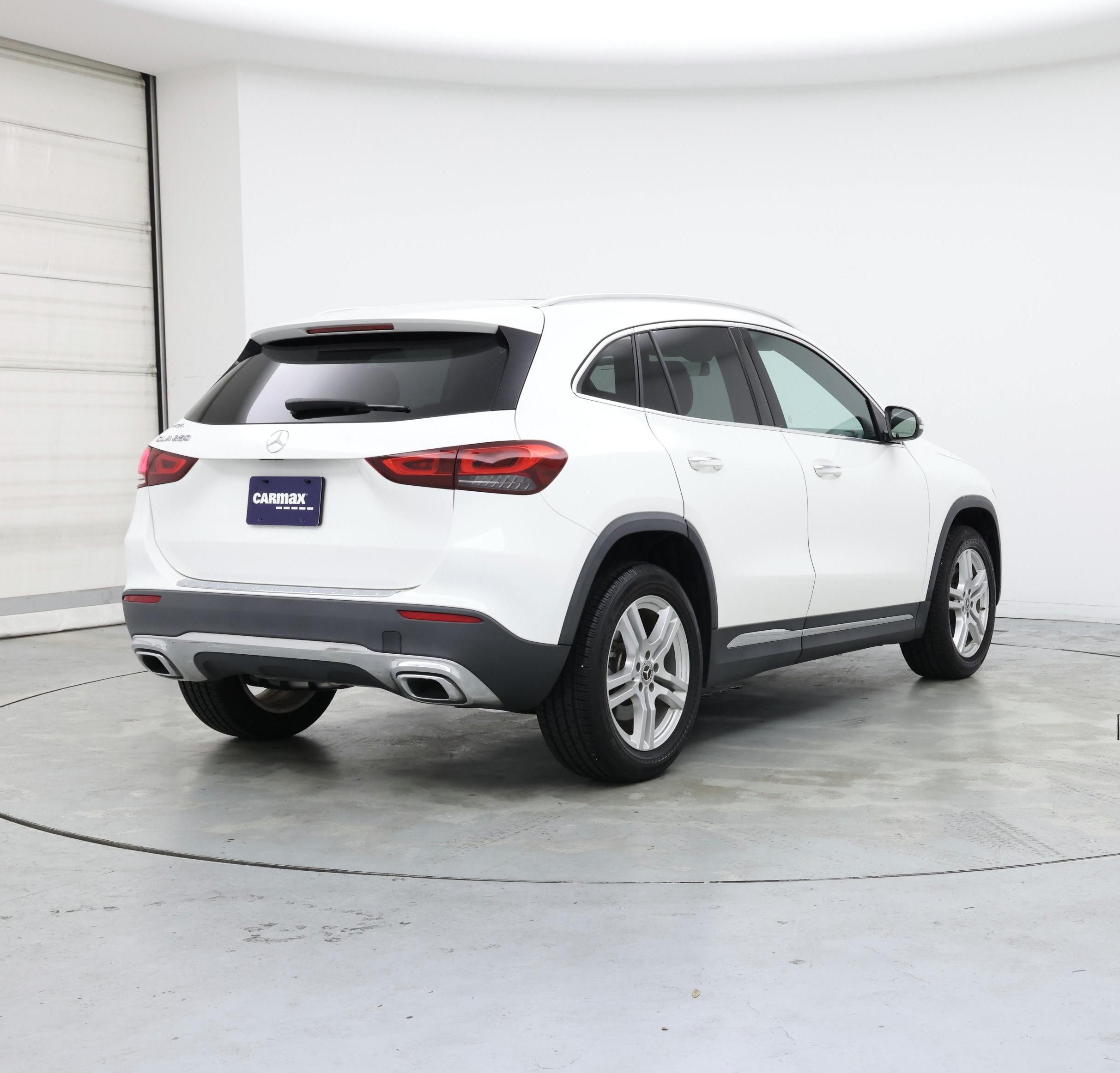 Thumbnail: 2023 Mercedes-Benz GLA - 8
