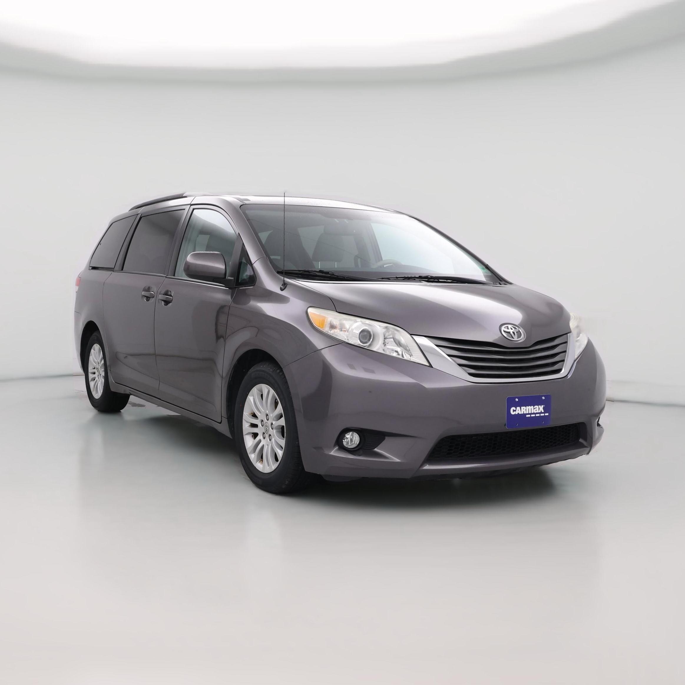 Thumbnail: 2013 Toyota Sienna - 1