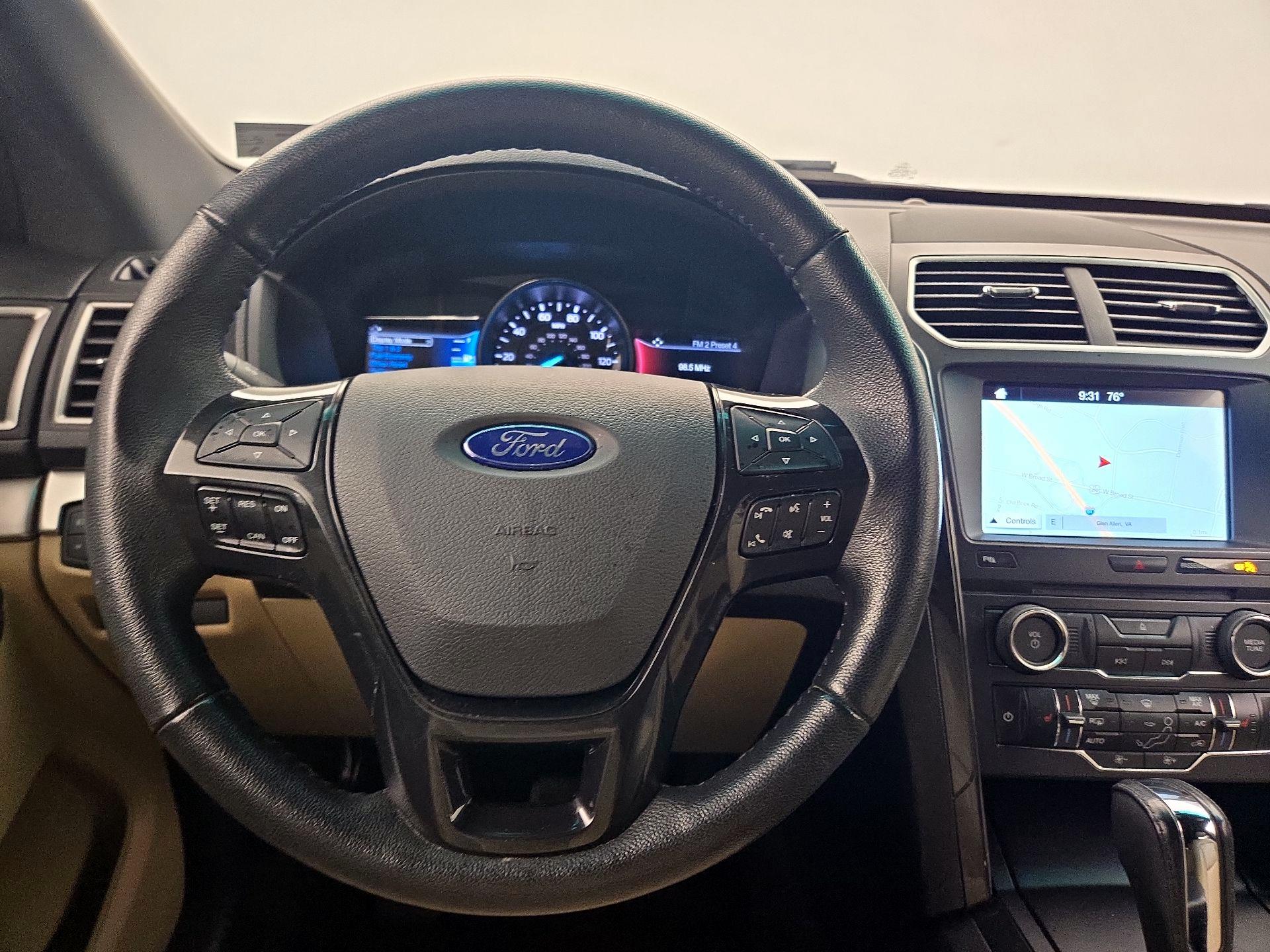Thumbnail: 2017 Ford Explorer - 10