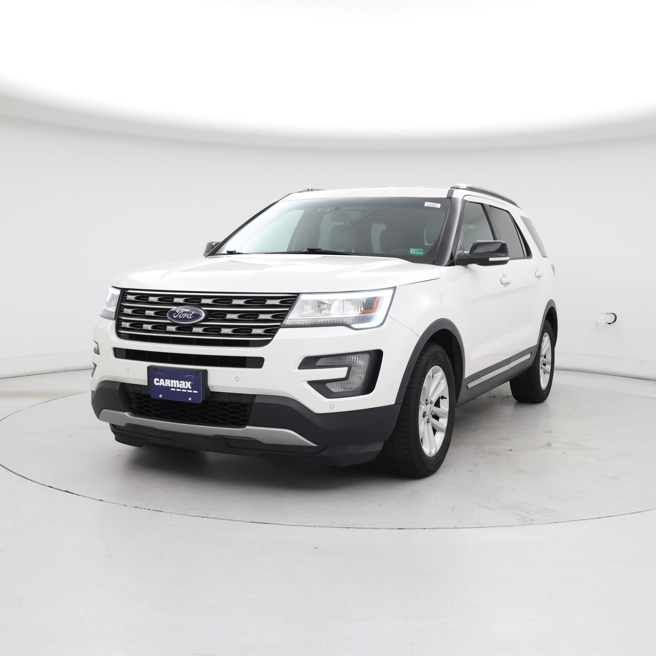 Thumbnail: 2017 Ford Explorer - 4
