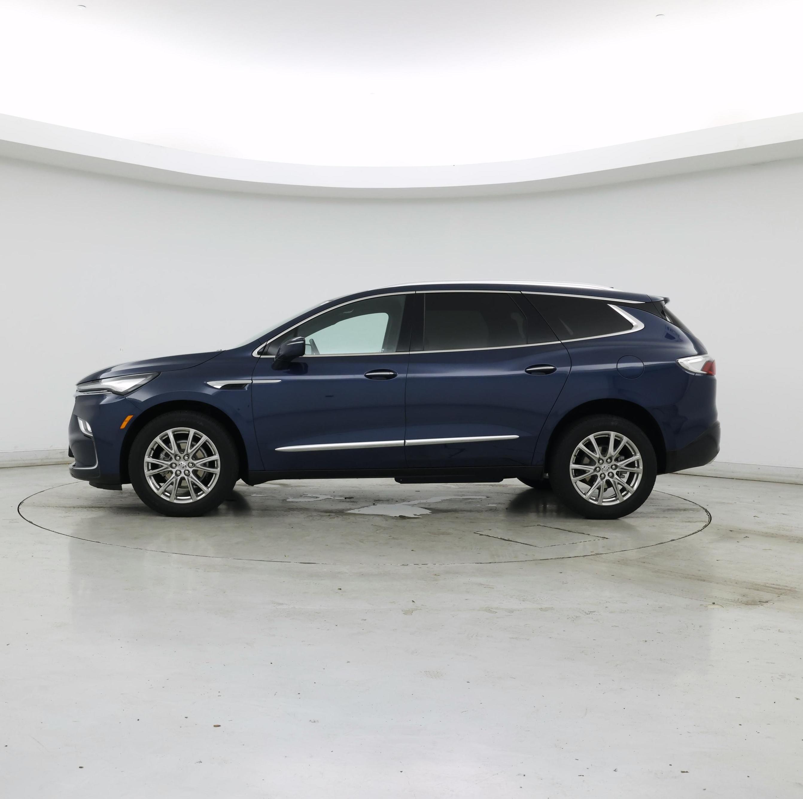 Thumbnail: 2023 Buick Enclave - 3