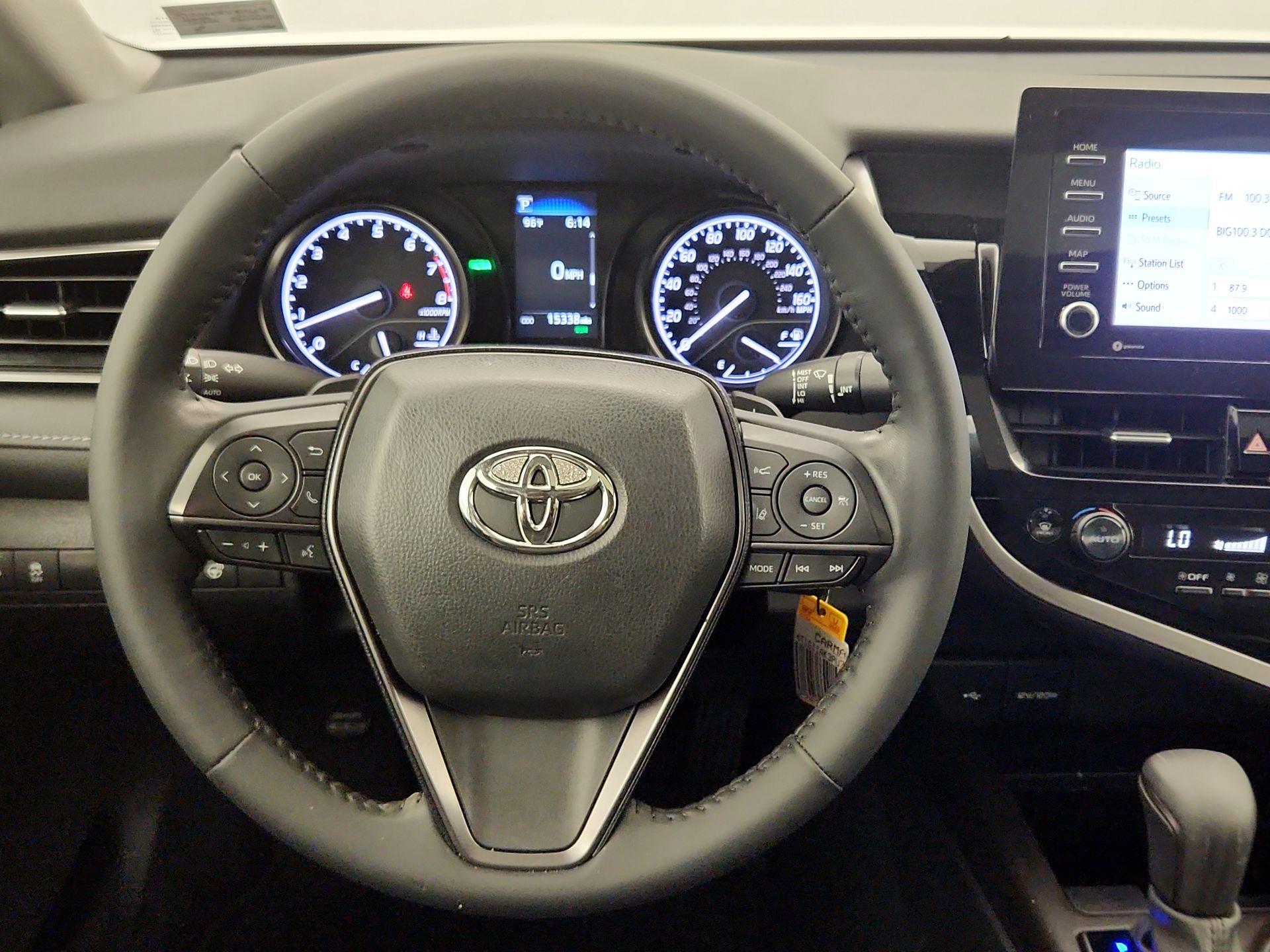 Thumbnail: 2023 Toyota Camry - 10