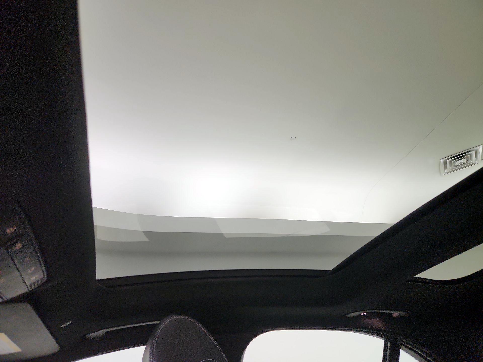 Thumbnail: 2019 Mercedes-Benz C-Class - 19