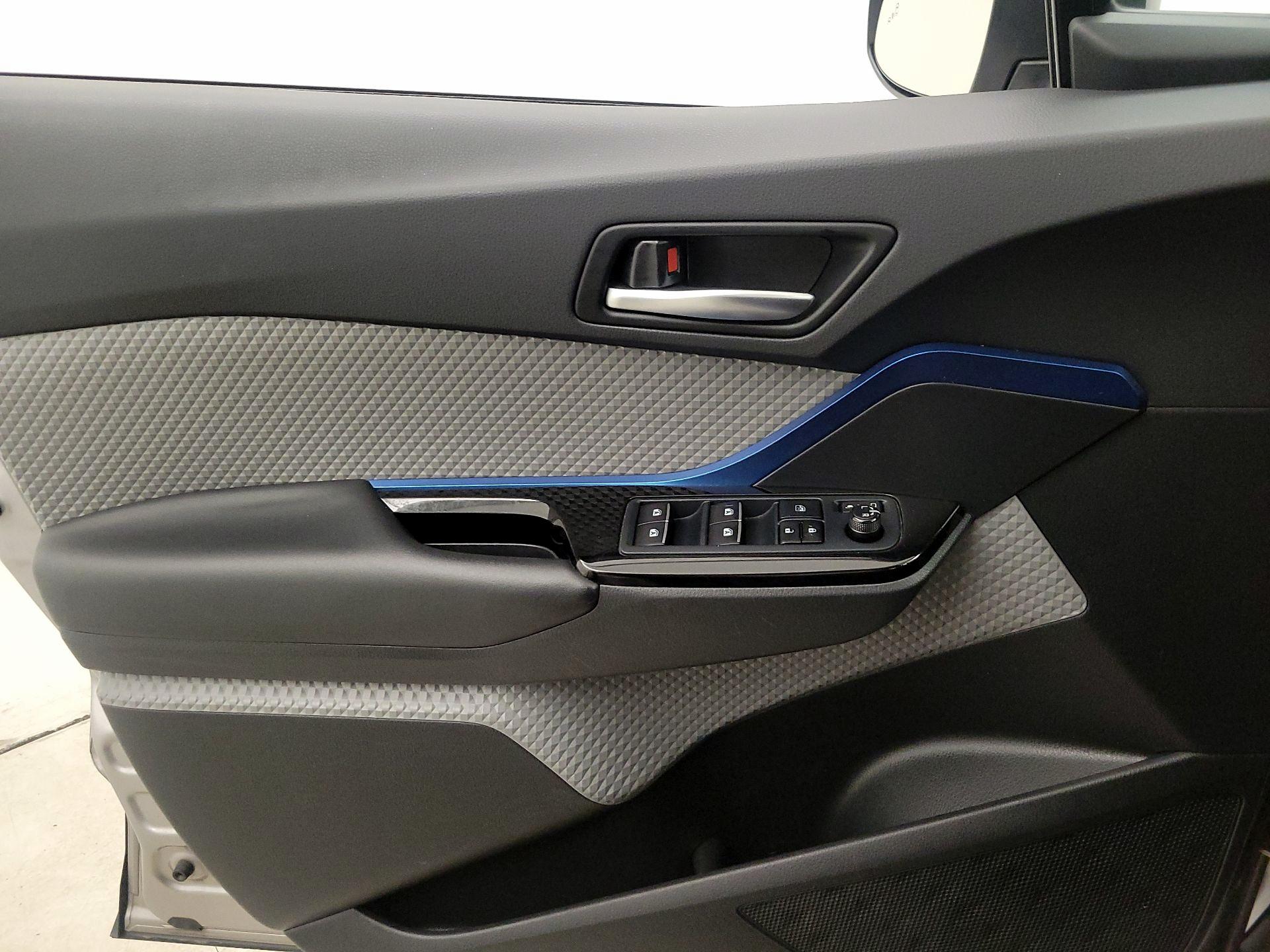 Thumbnail: 2019 Toyota C-HR - 12