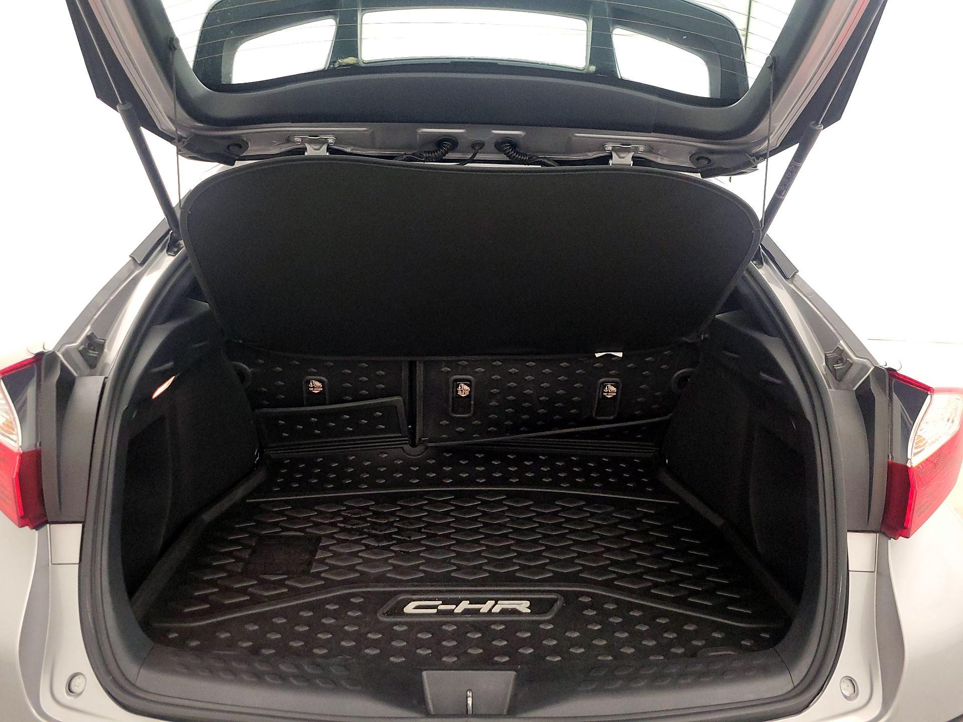 Thumbnail: 2019 Toyota C-HR - 20