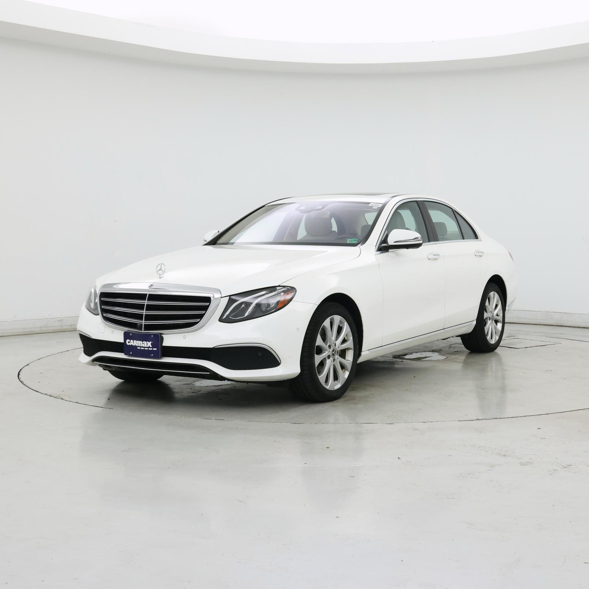 Thumbnail: 2019 Mercedes-Benz E-Class - 4