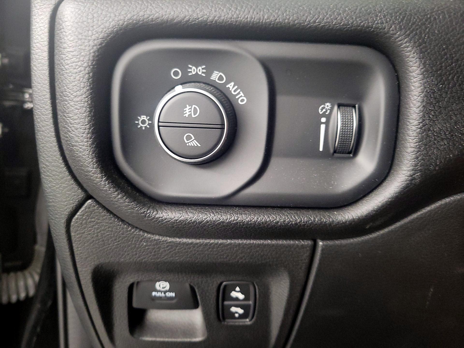 Thumbnail: 2022 RAM 1500 - 13