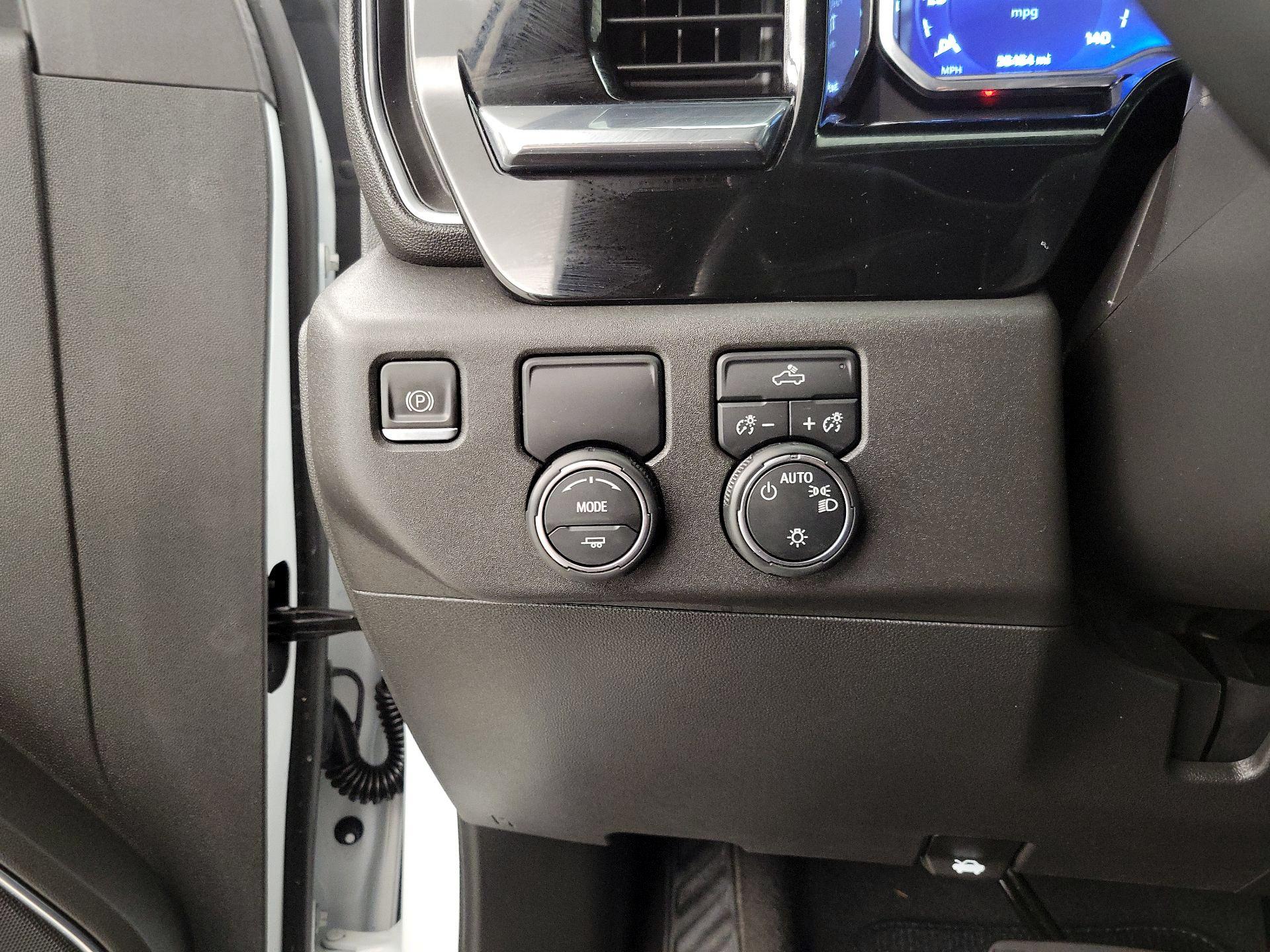 Thumbnail: 2023 Chevrolet Silverado 1500 - 13