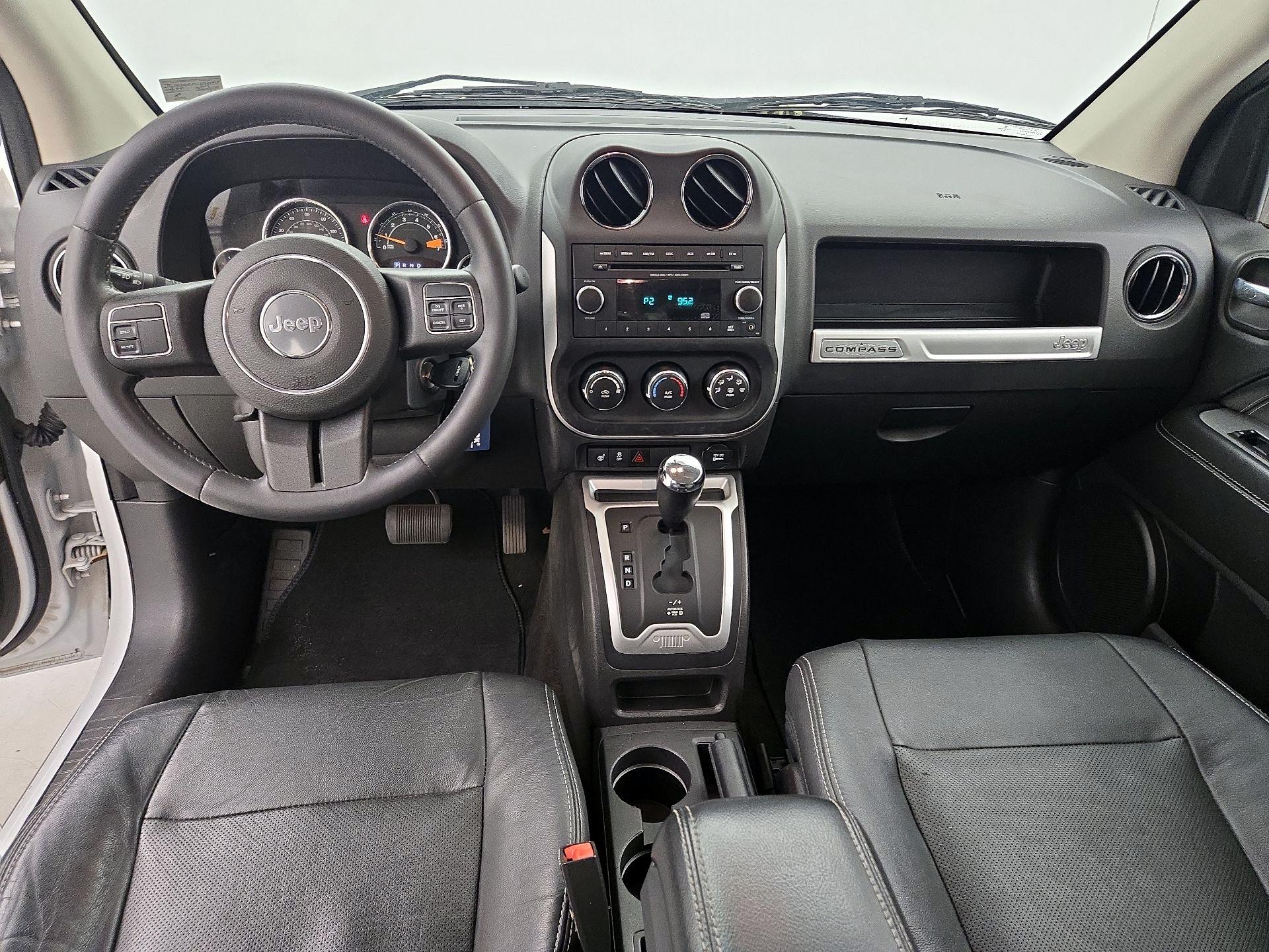 Thumbnail: 2014 Jeep Compass - 9