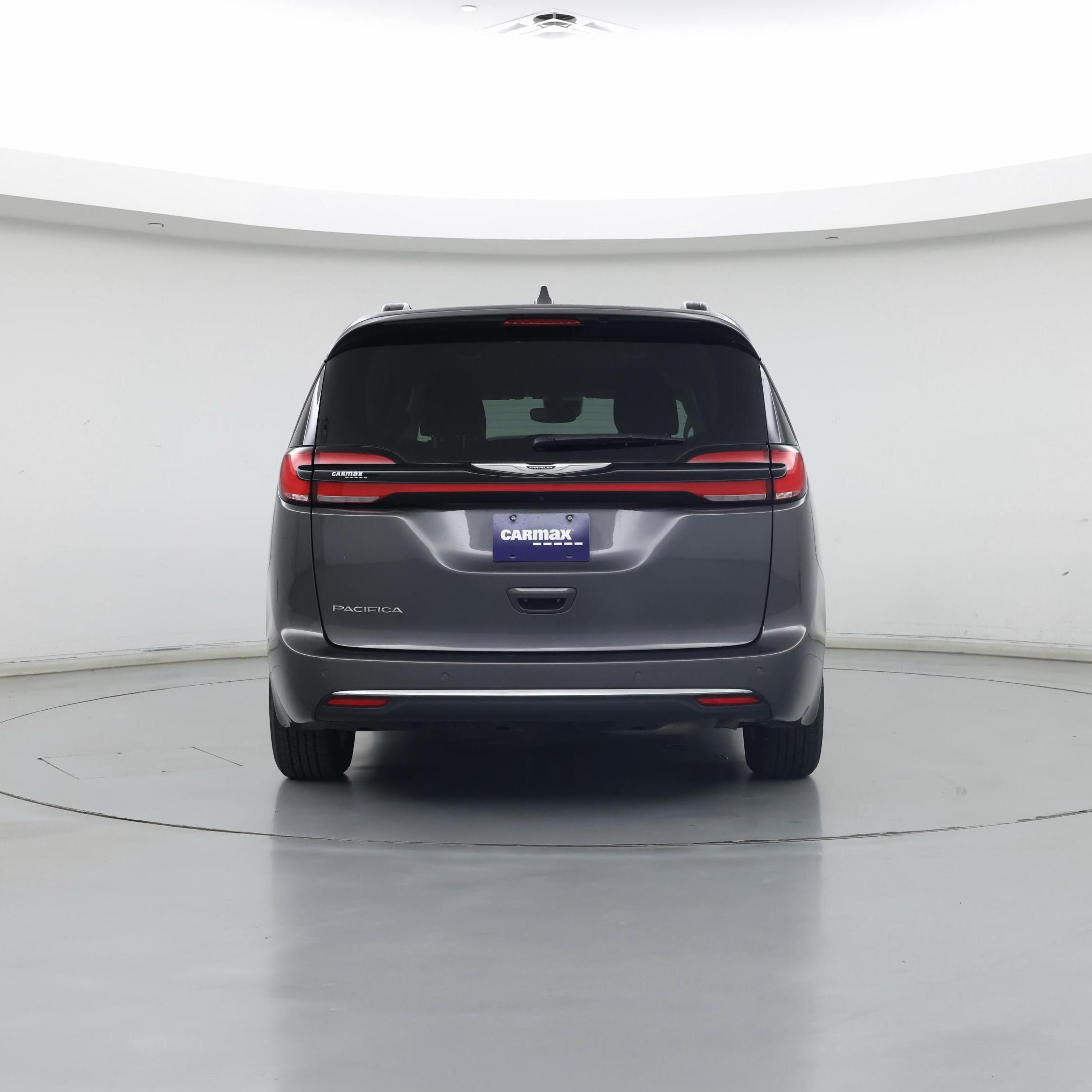 Thumbnail: 2022 Chrysler Pacifica - 6