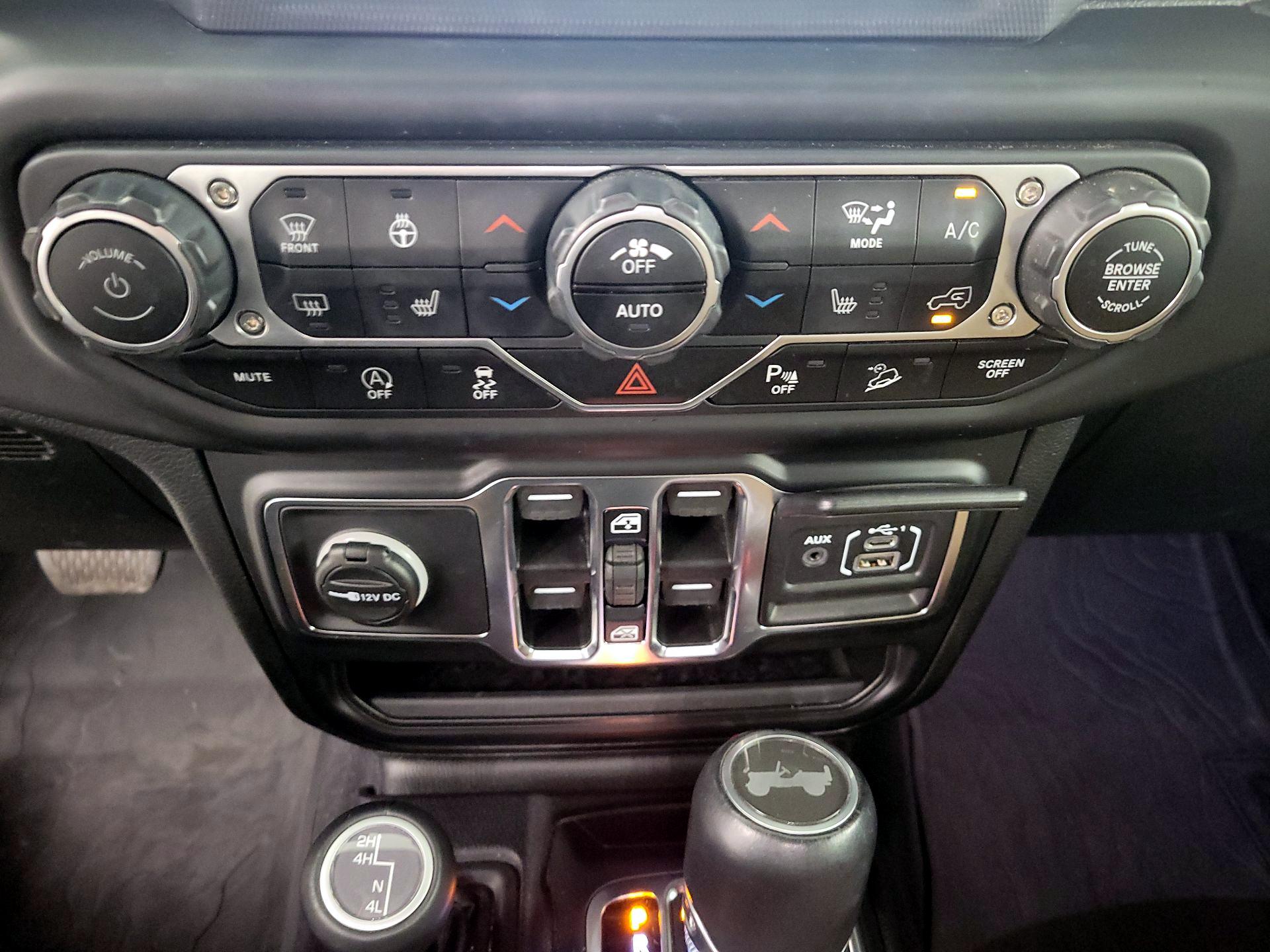 Thumbnail: 2021 Jeep Wrangler - 17