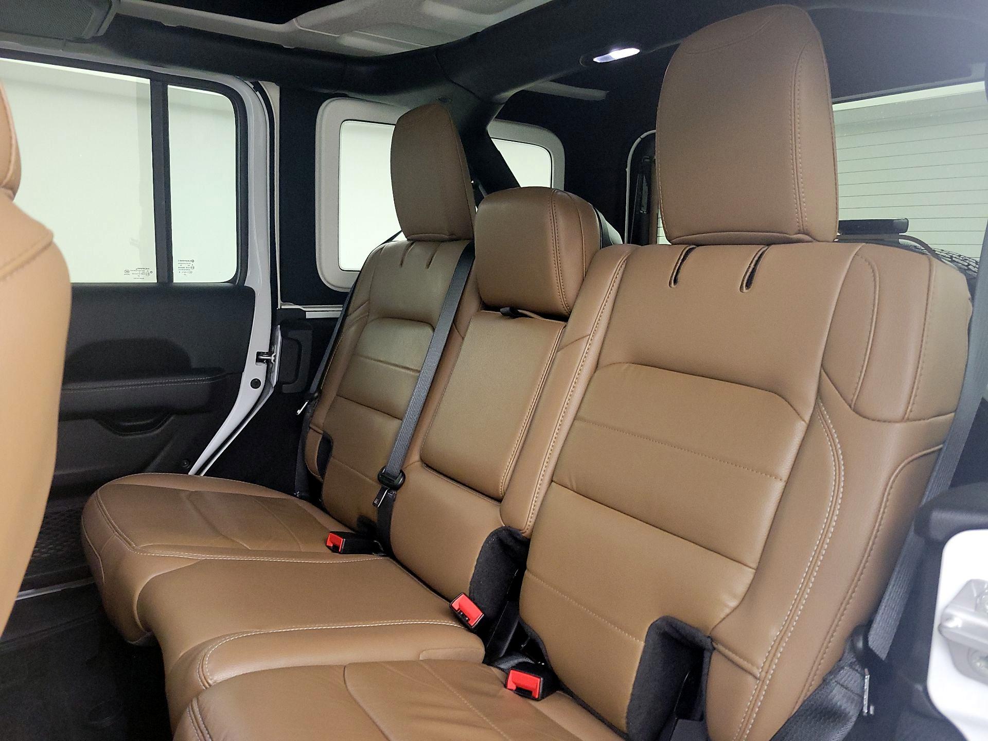 Thumbnail: 2021 Jeep Wrangler - 20