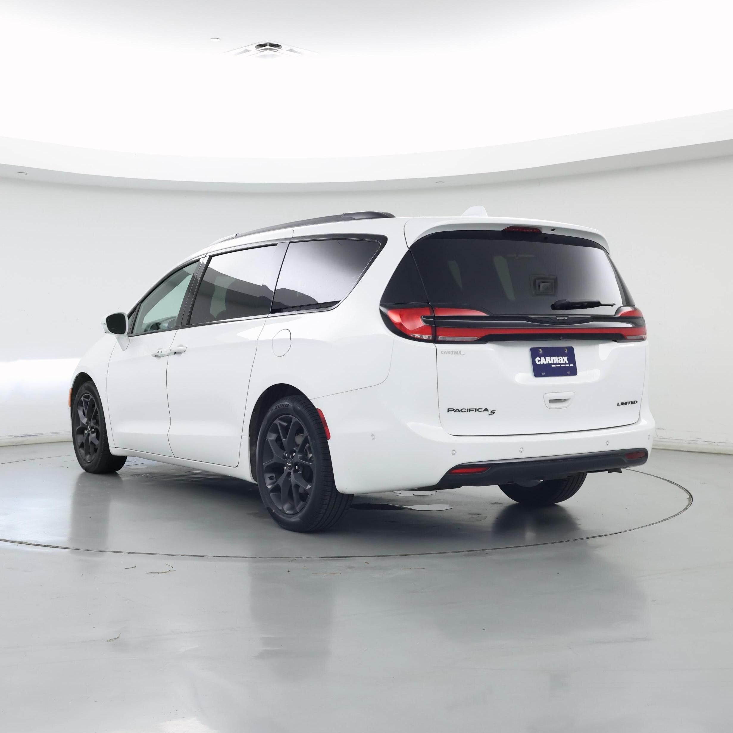 Thumbnail: 2022 Chrysler Pacifica - 2