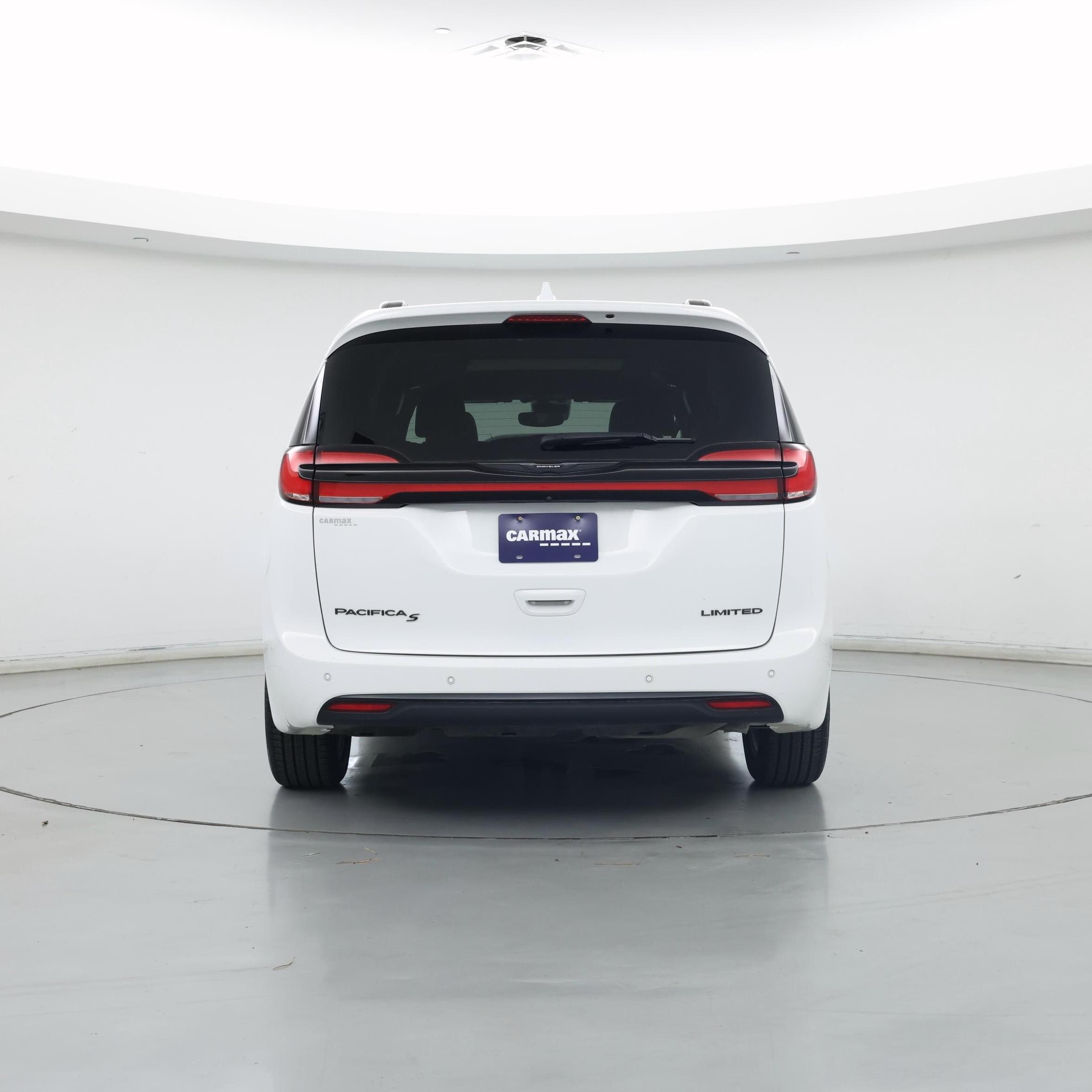Thumbnail: 2022 Chrysler Pacifica - 6