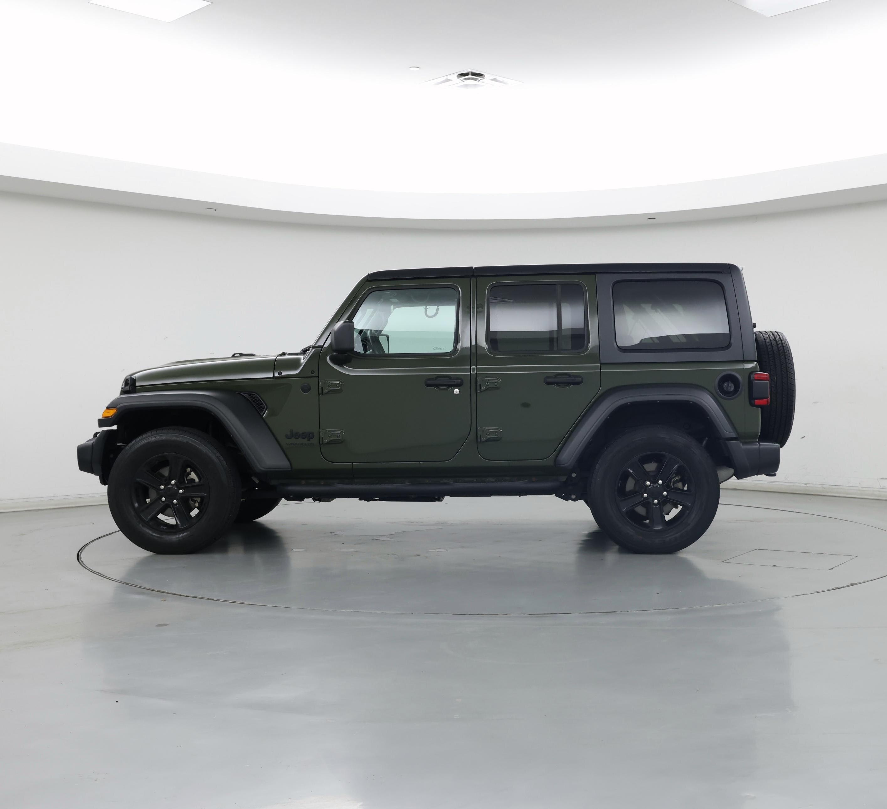 Thumbnail: 2021 Jeep Wrangler - 3