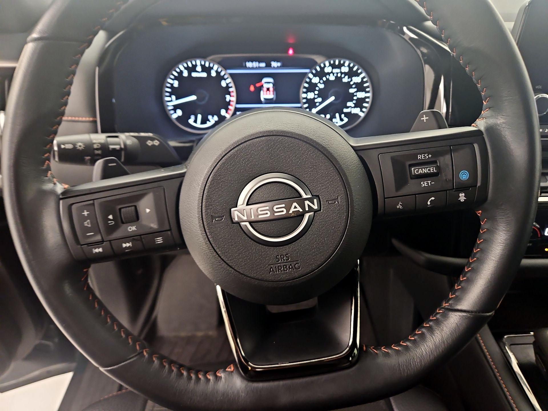 Thumbnail: 2024 Nissan Pathfinder - 10