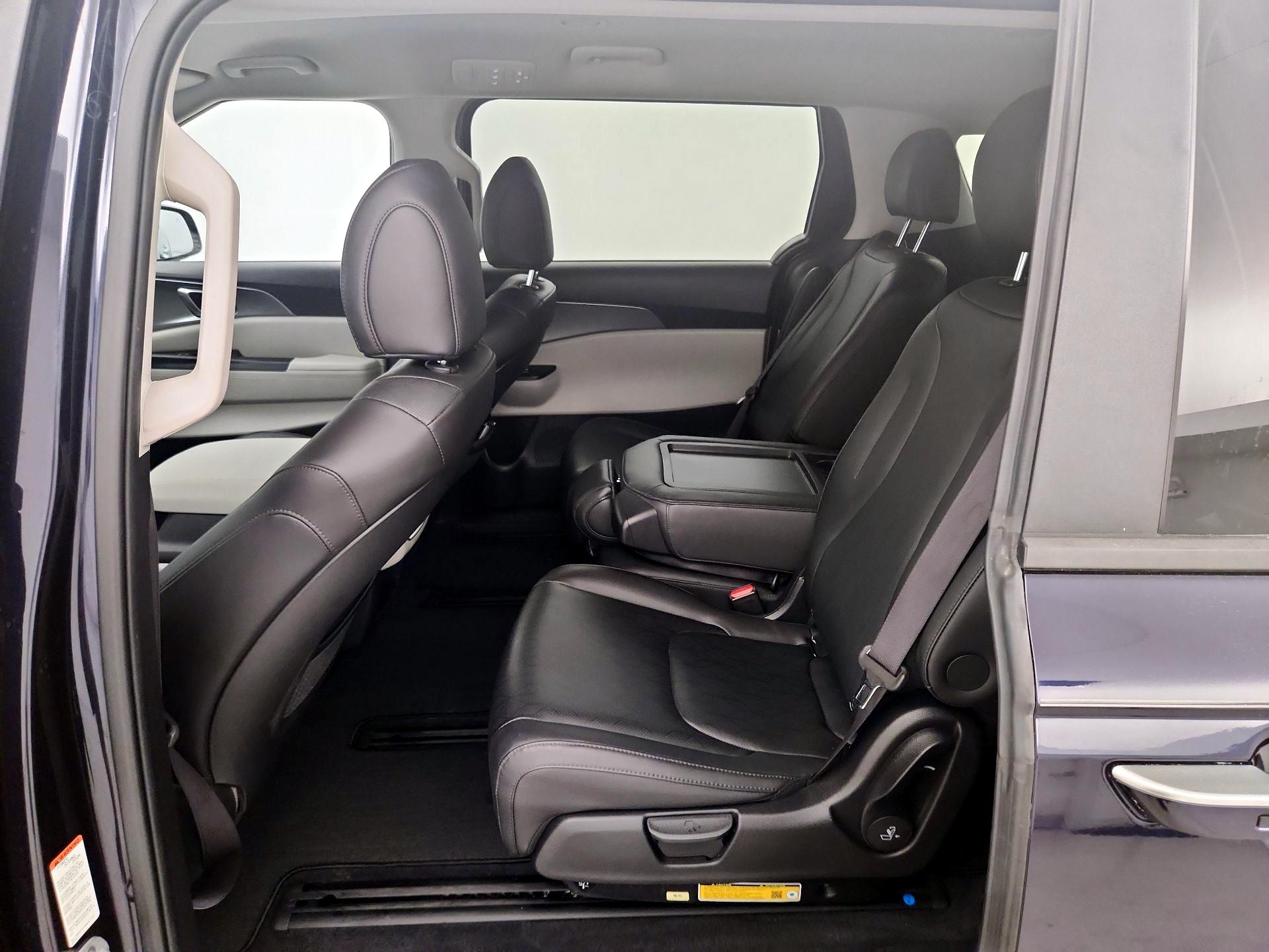 Thumbnail: 2024 Kia Carnival - 19
