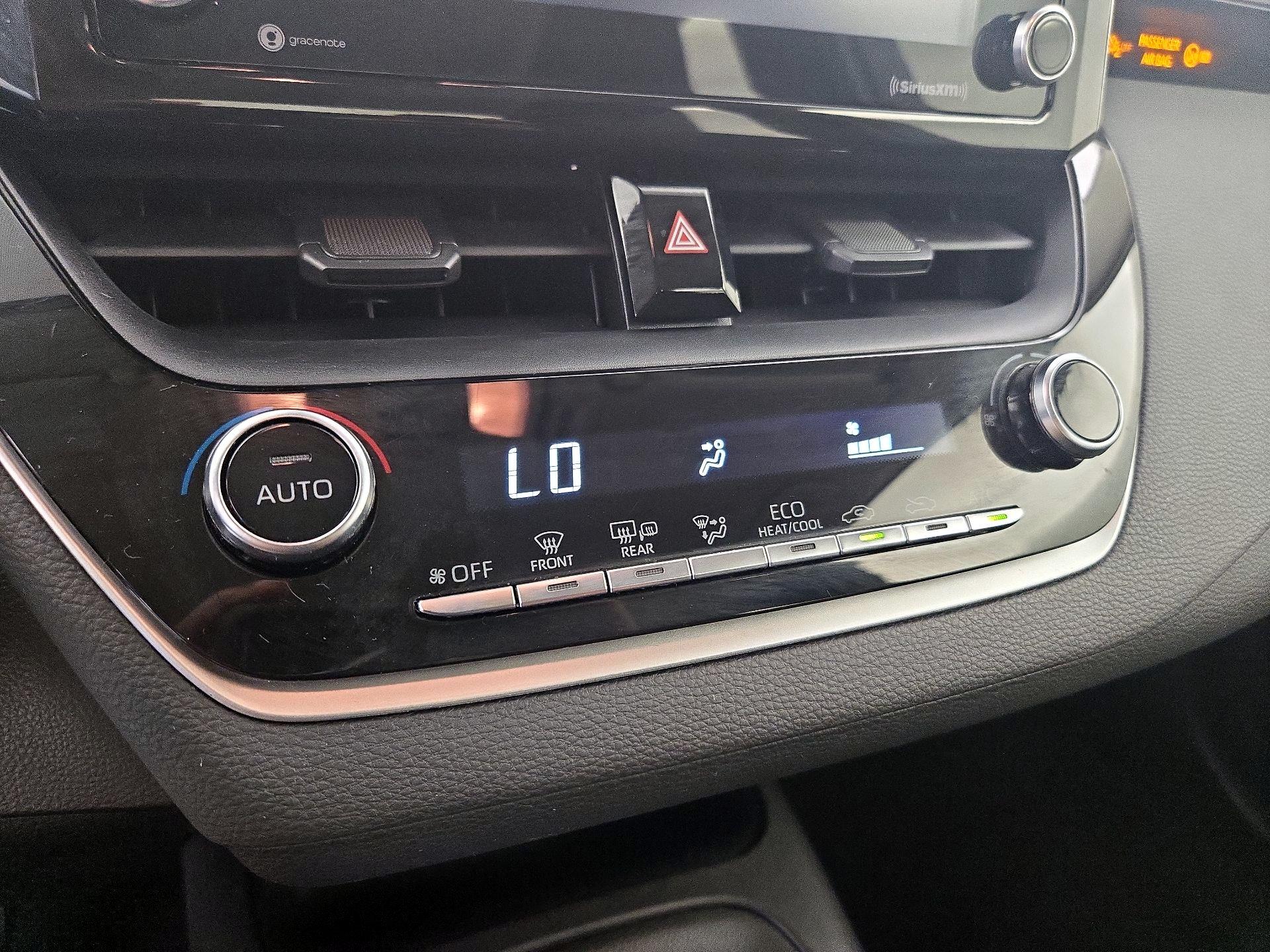 Thumbnail: 2021 Toyota Corolla - 16