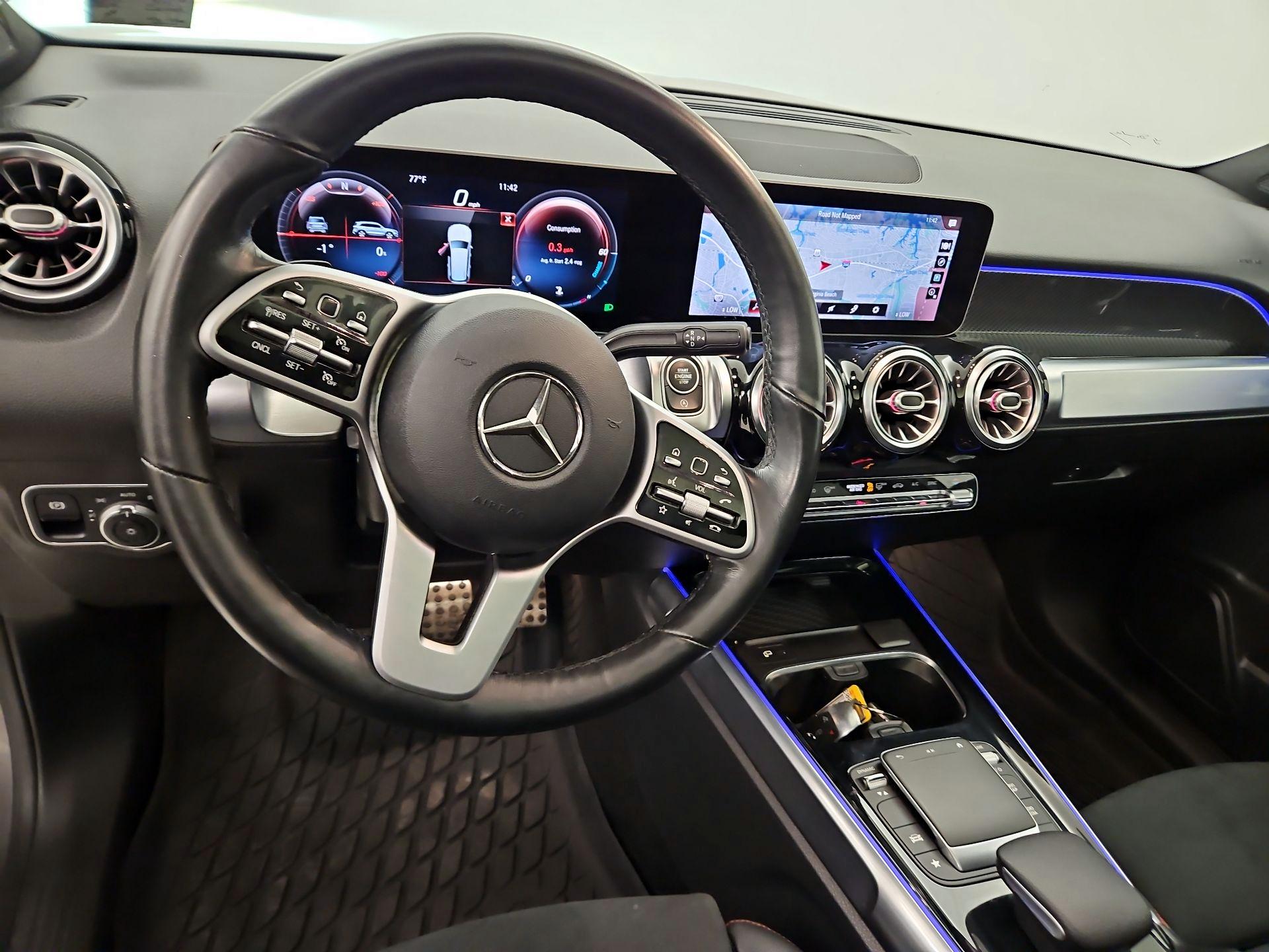 Thumbnail: 2021 Mercedes-Benz GLB - 9