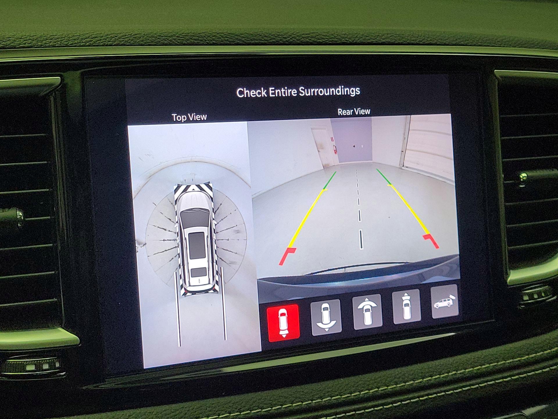 Thumbnail: 2022 Chrysler Pacifica - 15