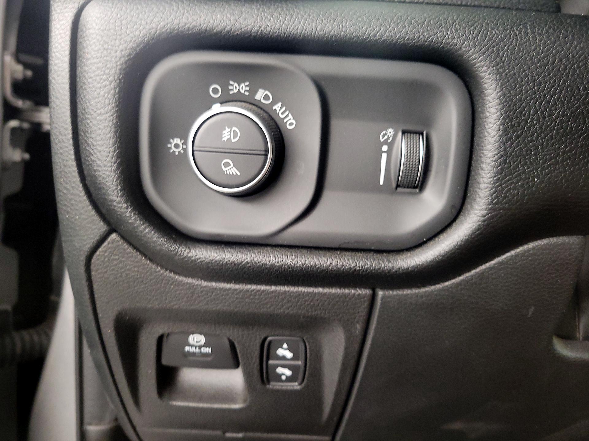 Thumbnail: 2022 RAM 1500 - 13