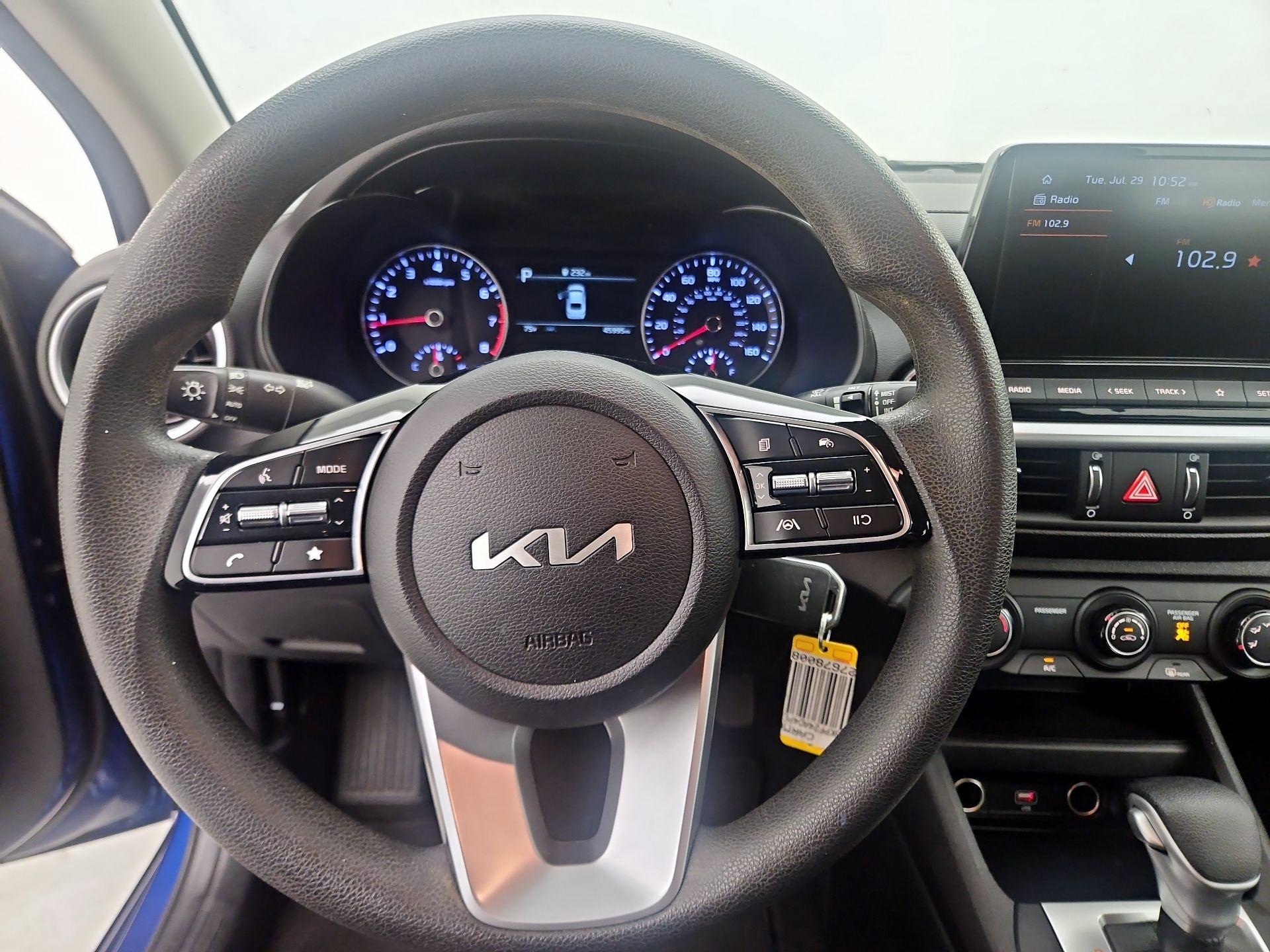 Thumbnail: 2023 Kia Forte - 10