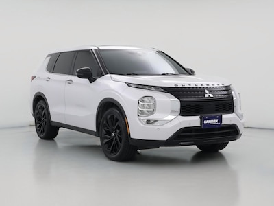 White 2022 Mitsubishi Outlander Black Edition