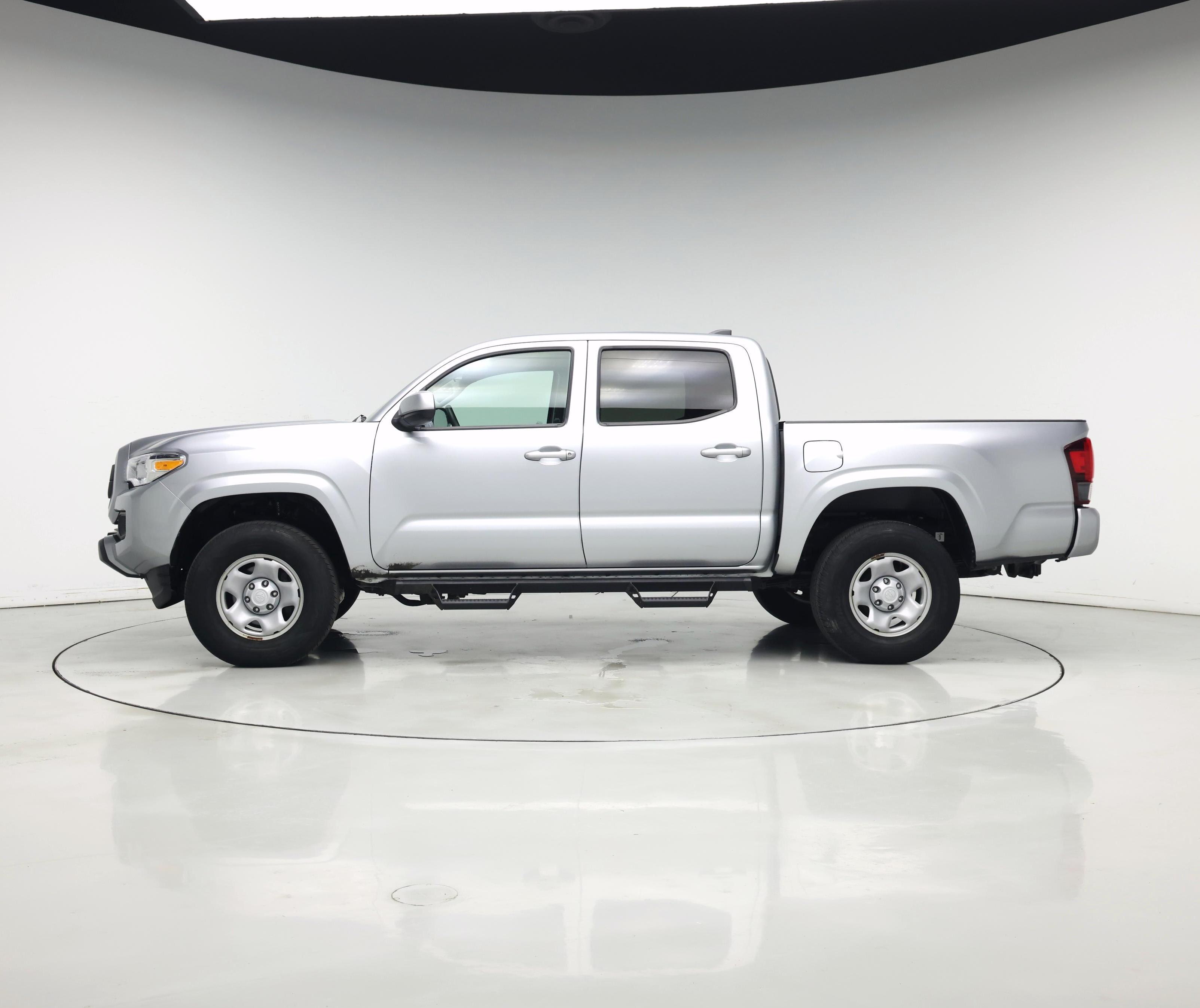 Thumbnail: 2022 Toyota Tacoma - 3