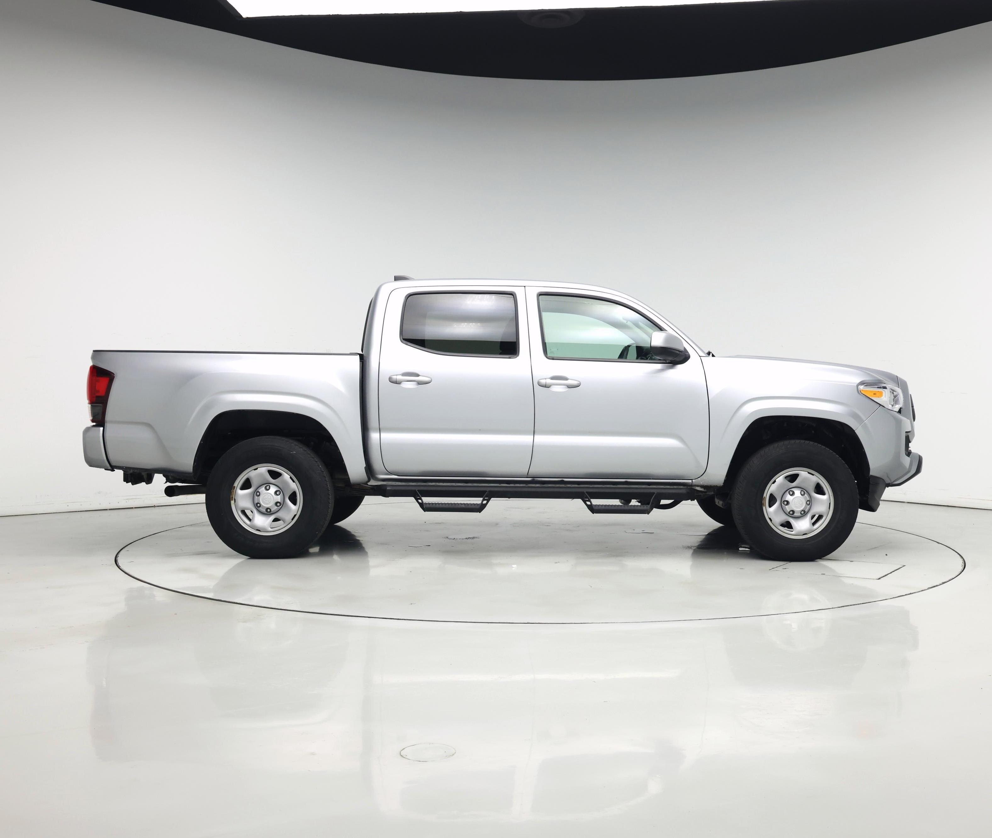Thumbnail: 2022 Toyota Tacoma - 7