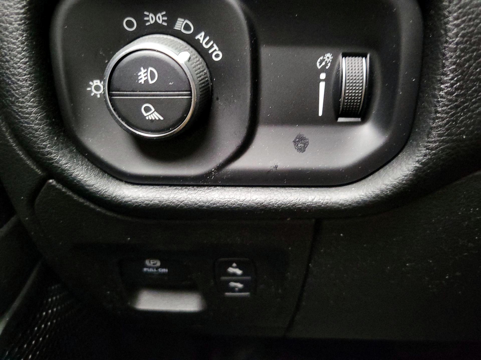 Thumbnail: 2022 RAM 1500 - 13
