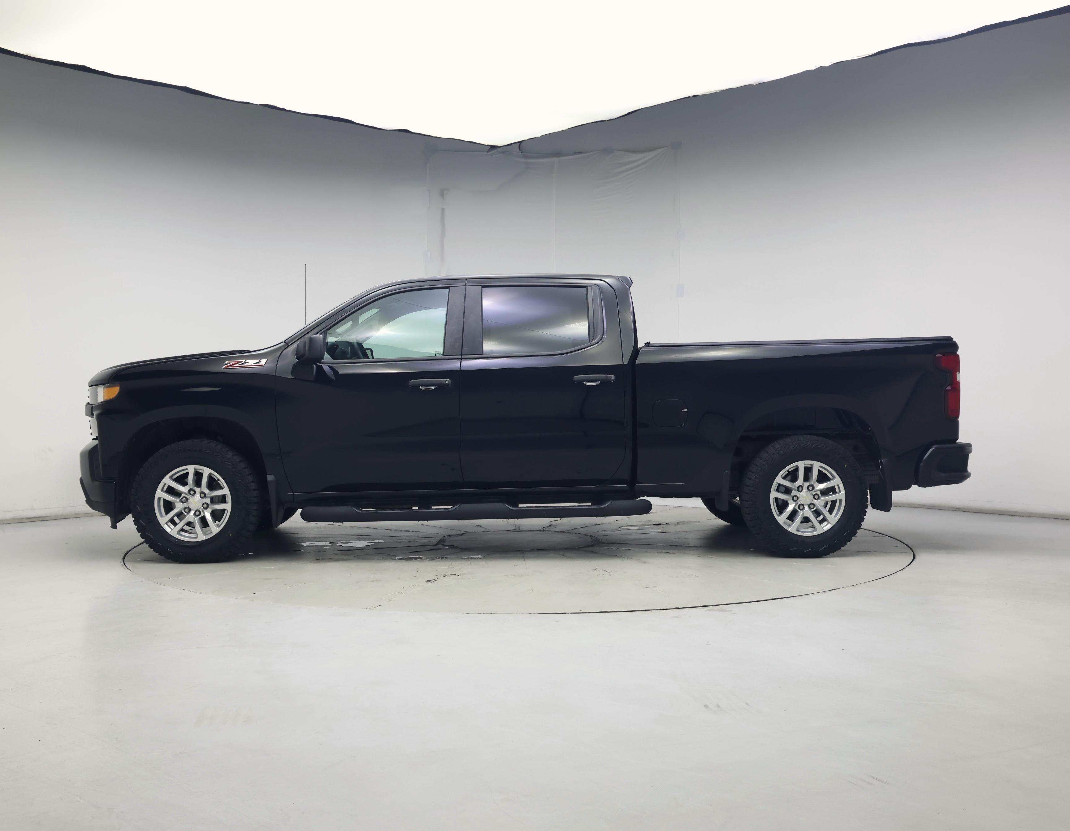 Thumbnail: 2020 Chevrolet Silverado 1500 - 3