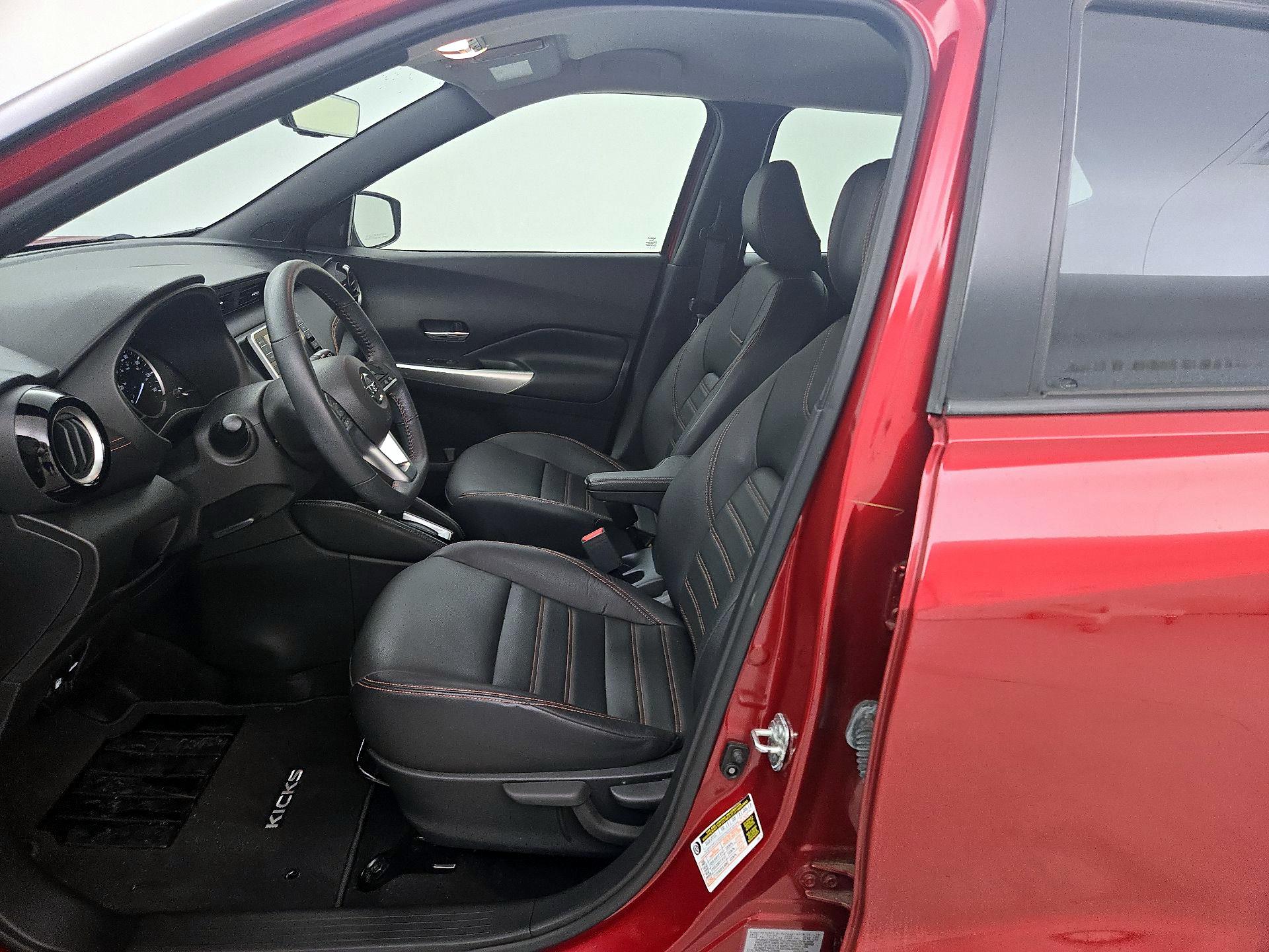 Thumbnail: 2020 Nissan Kicks - 11